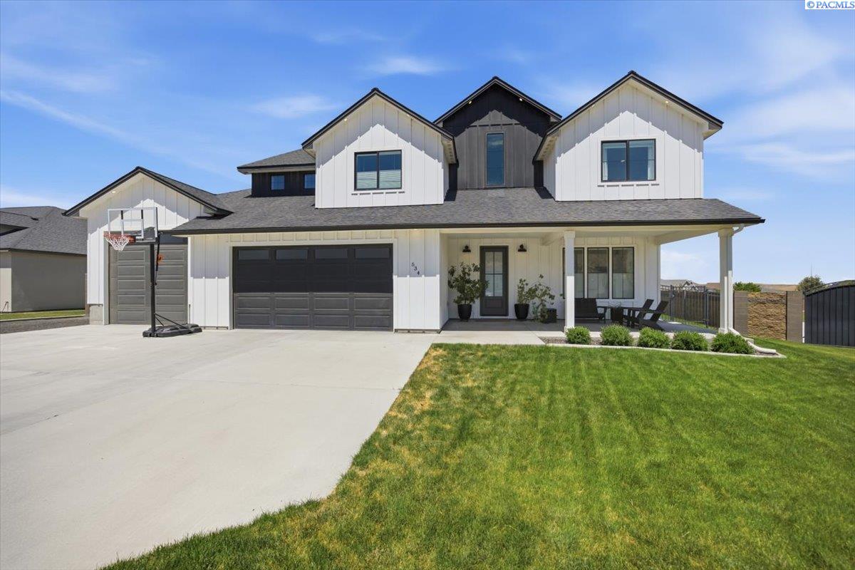 534 Summerview Ln, Richland, WA 99352