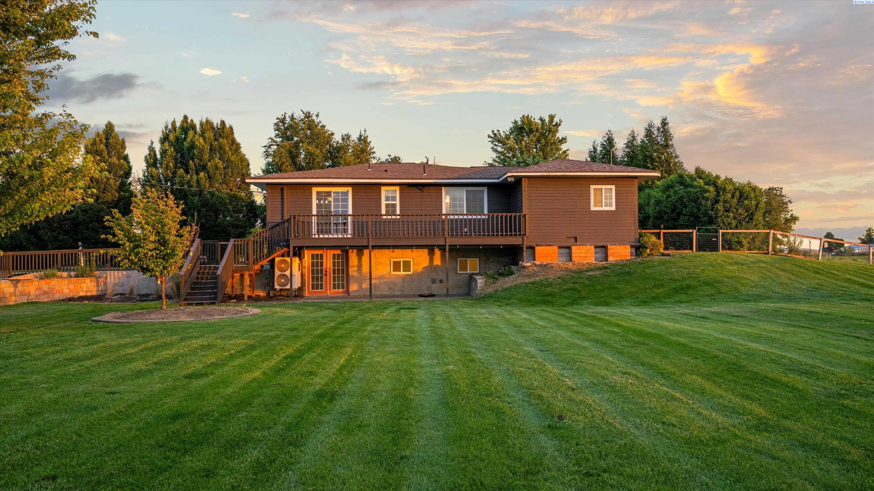 500 Haworth Rd, Pasco, WA 99301