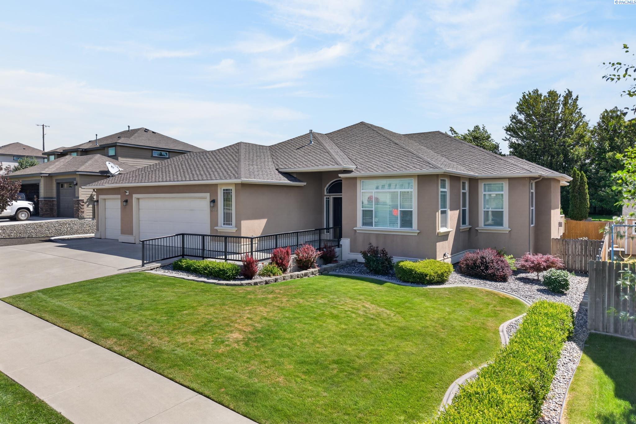 3305 Volland St, Kennewick, WA 99337