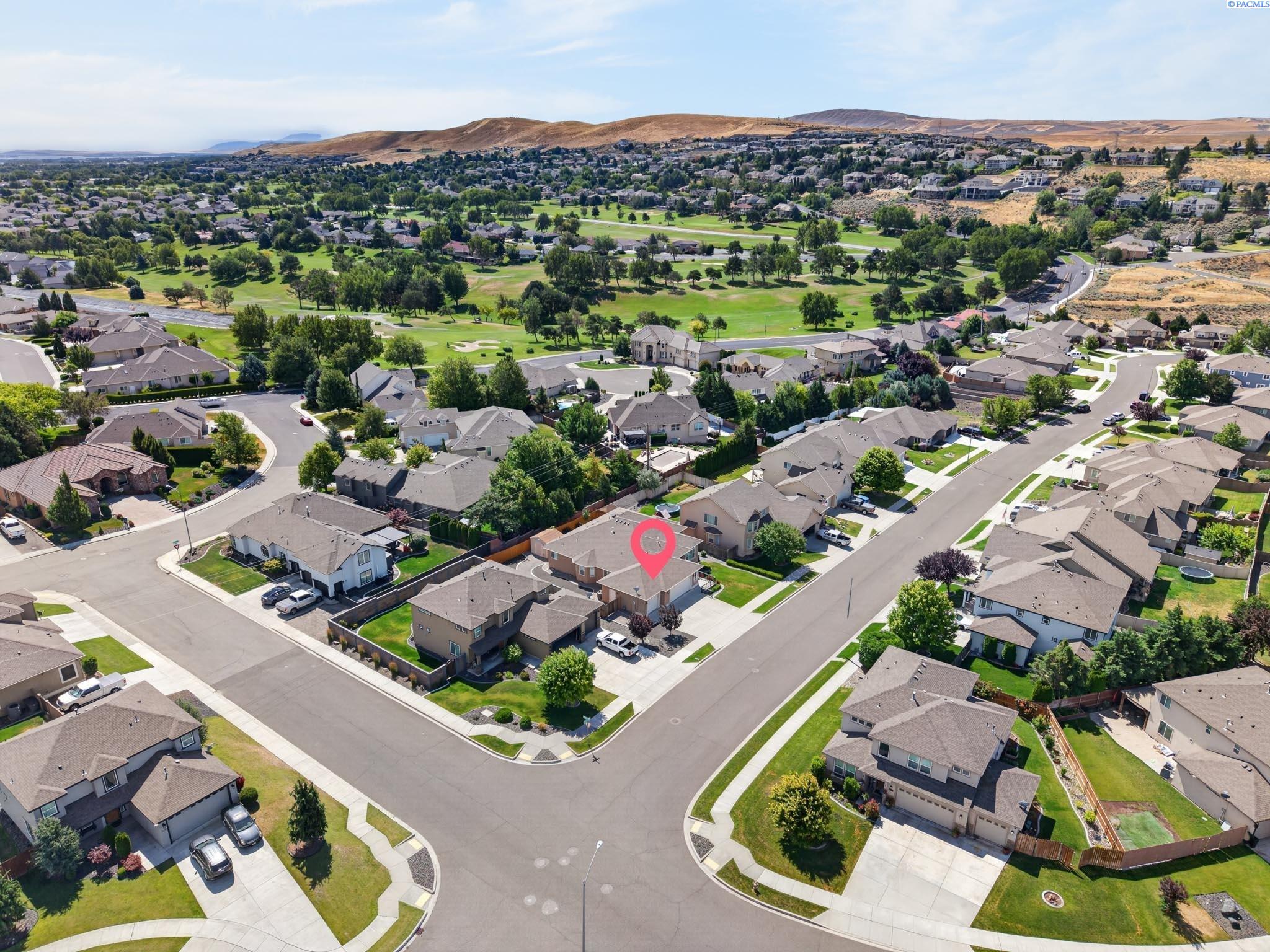 3305 Volland St, Kennewick, WA 99337