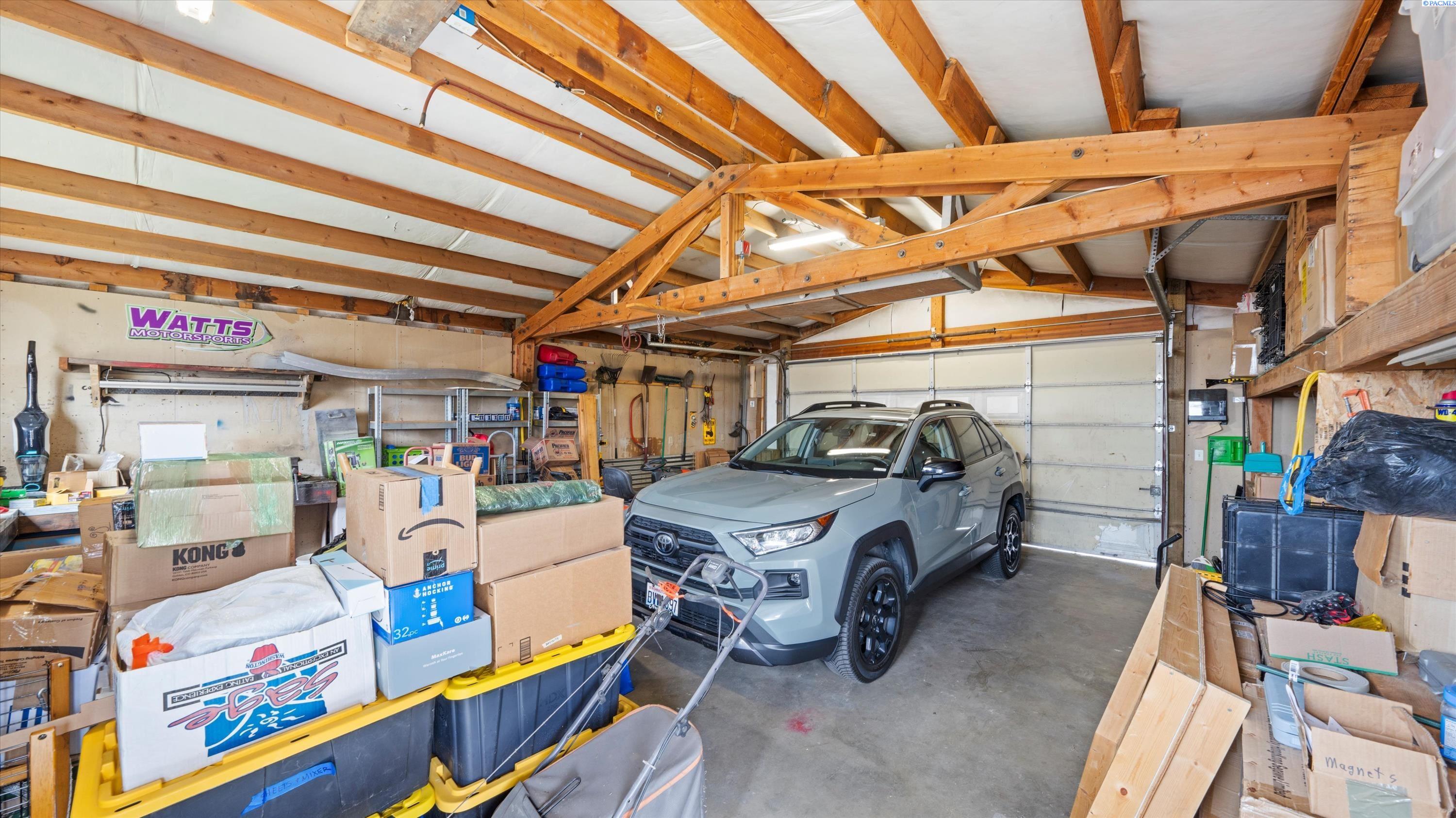 46505 Paterson Ave, Paterson, WA 99345