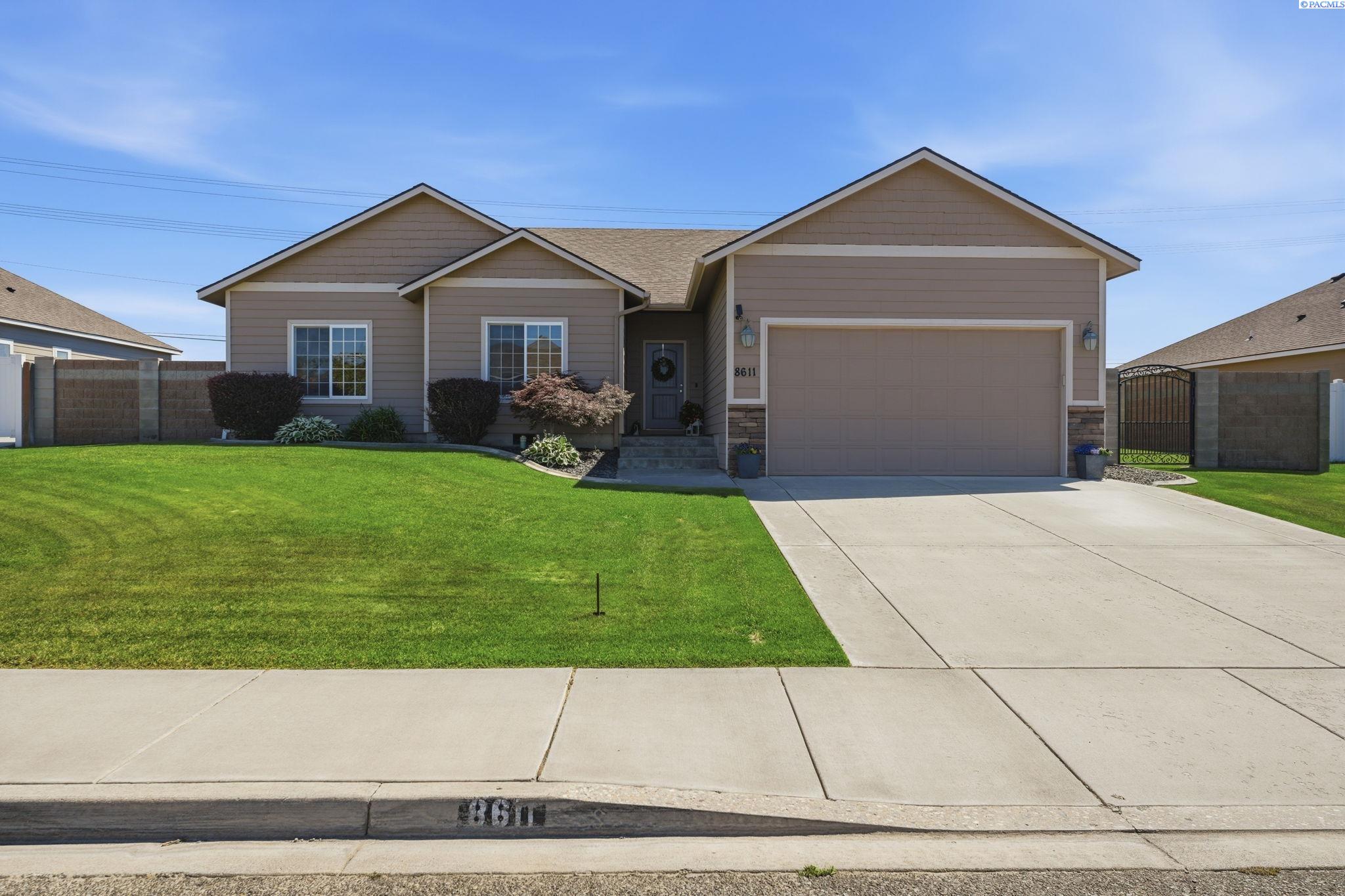 8611 9th Ave, Kennewick, WA 99336
