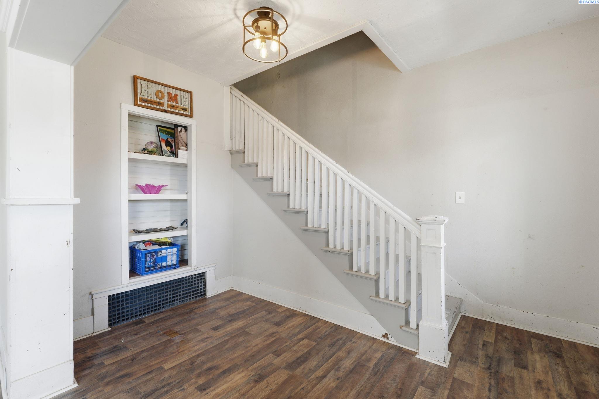 307 Bonneville St, Pasco, WA 99301