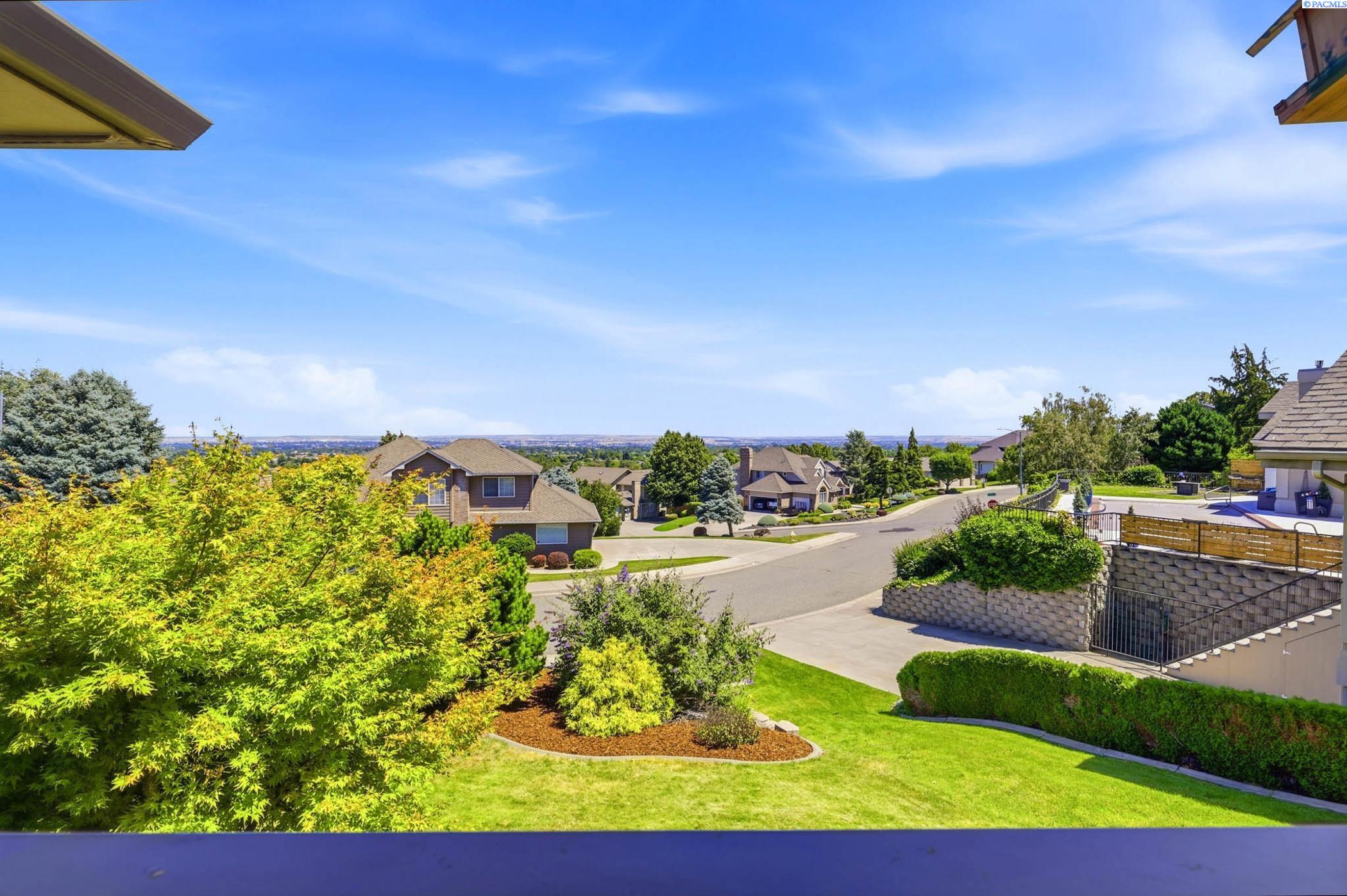 3703 42nd , Kennewick, WA 99337
