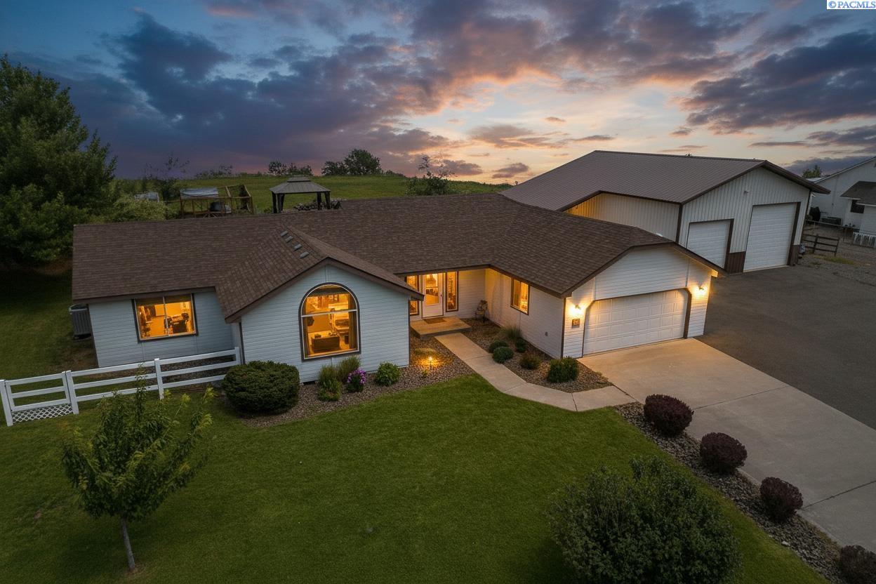 4502 Canter St, West Richland, WA 99353