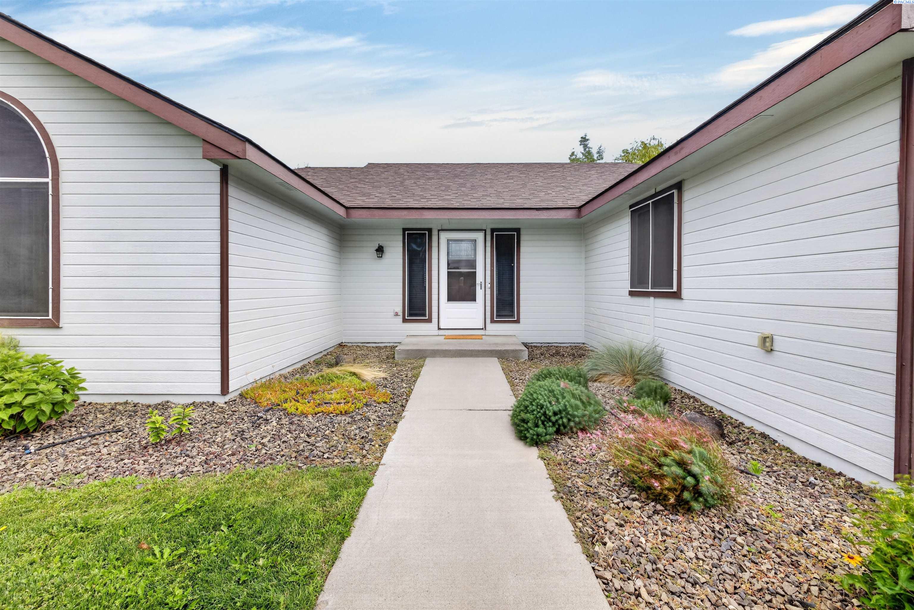 4502 Canter St, West Richland, WA 99353