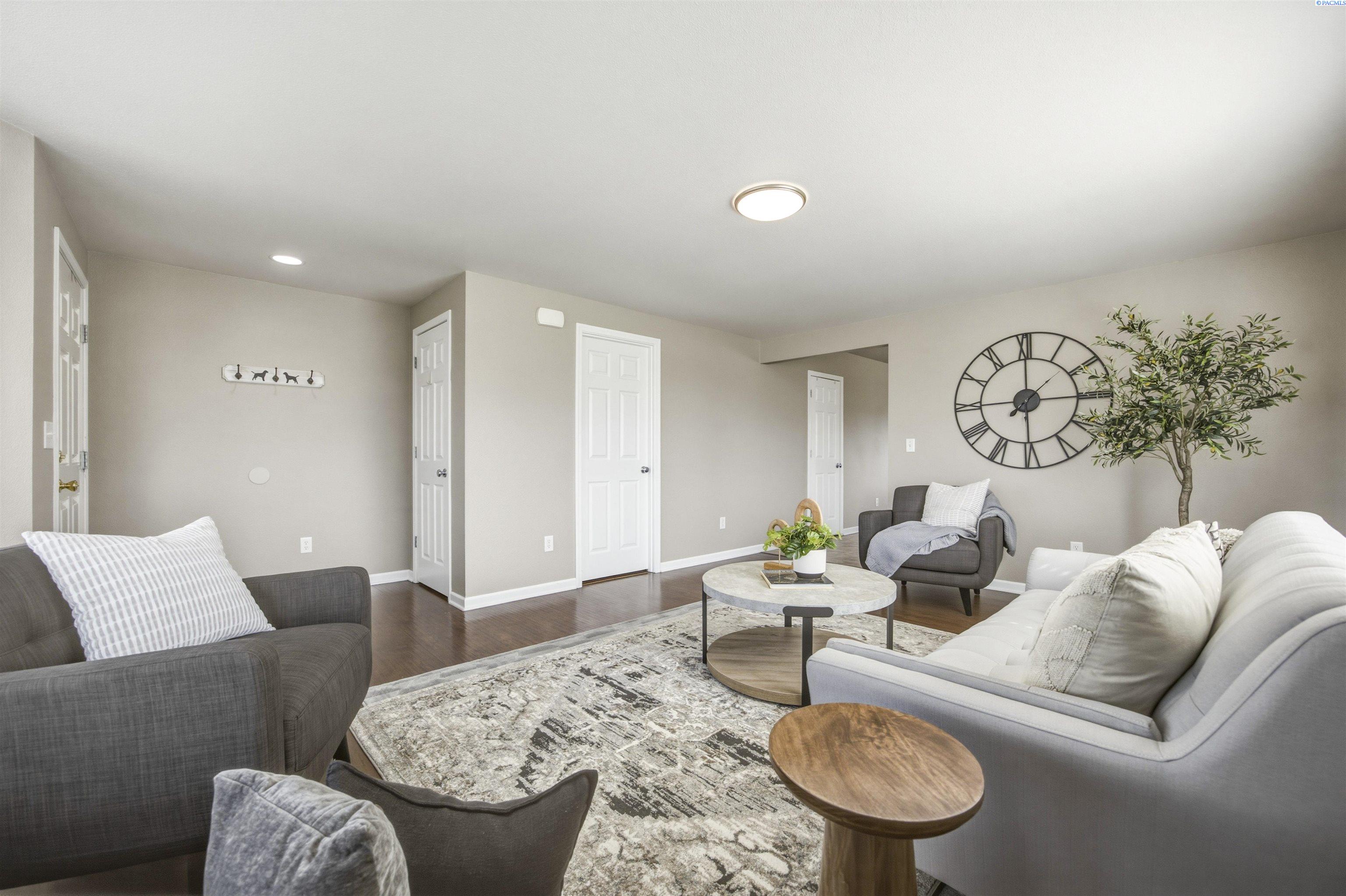 5503 Salem Dr, Pasco, WA 99301