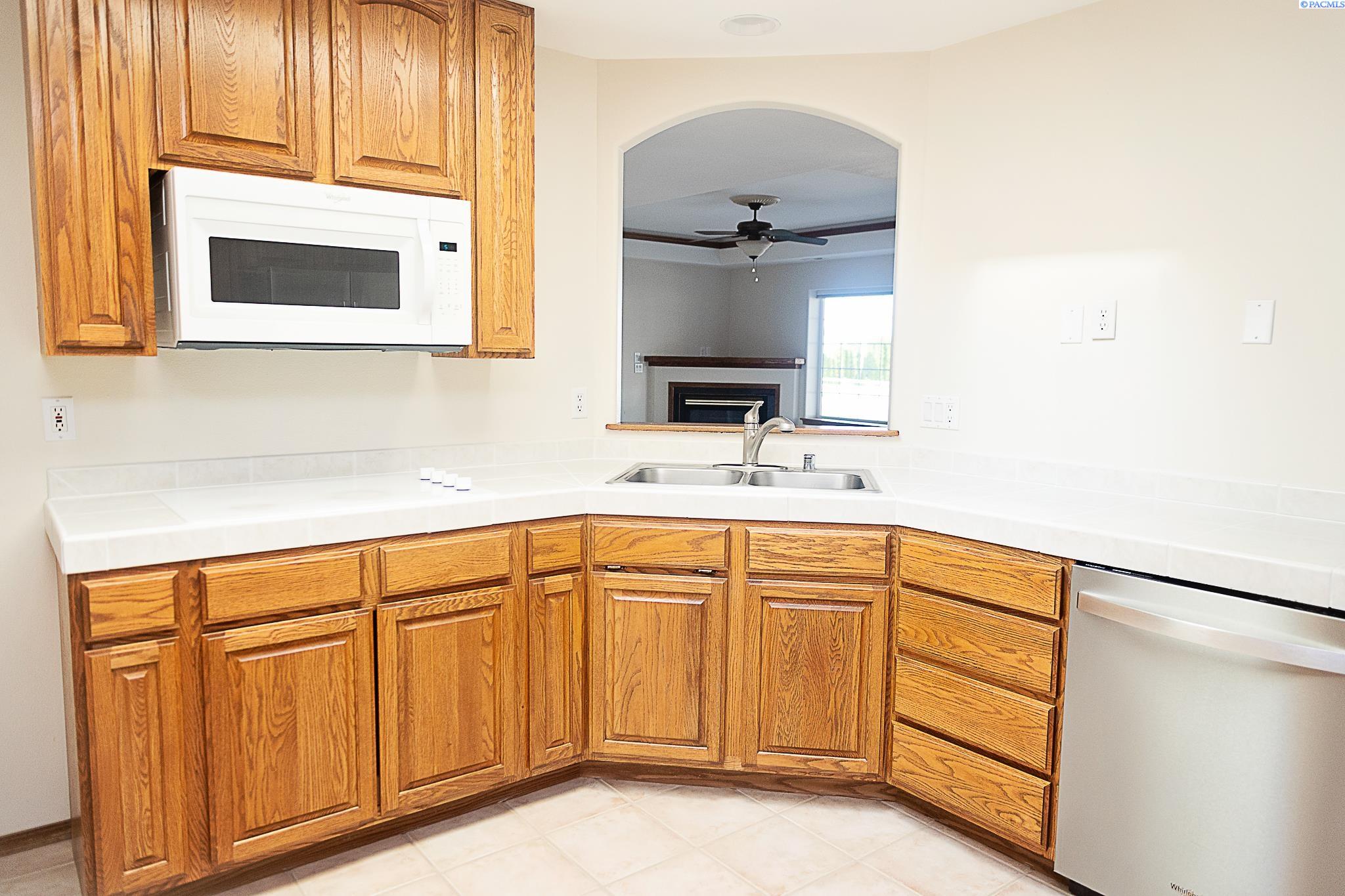 2912 Rd 48 , Pasco, WA 99301