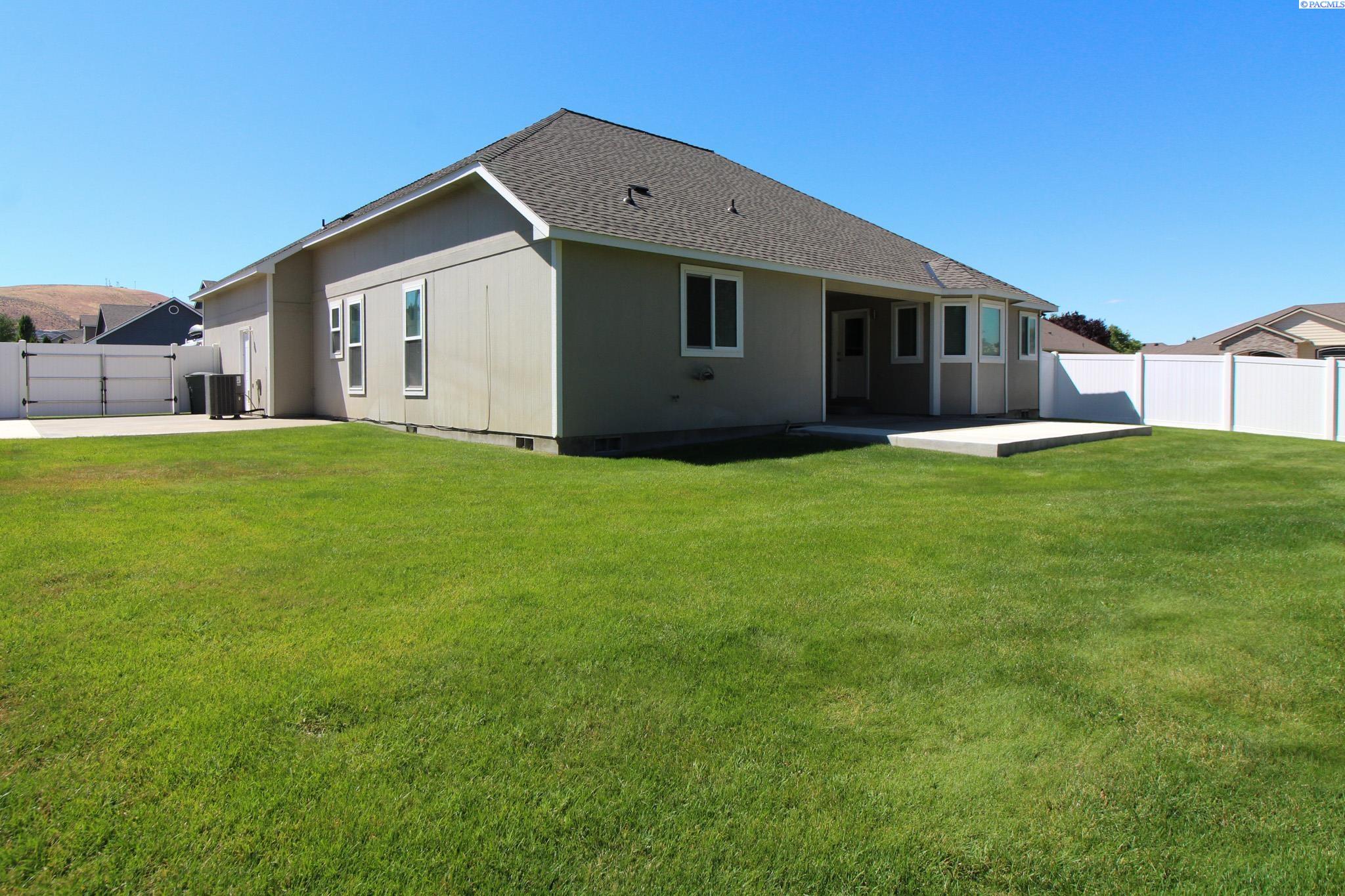 1776 Rowan Ct, Richland, WA 99352