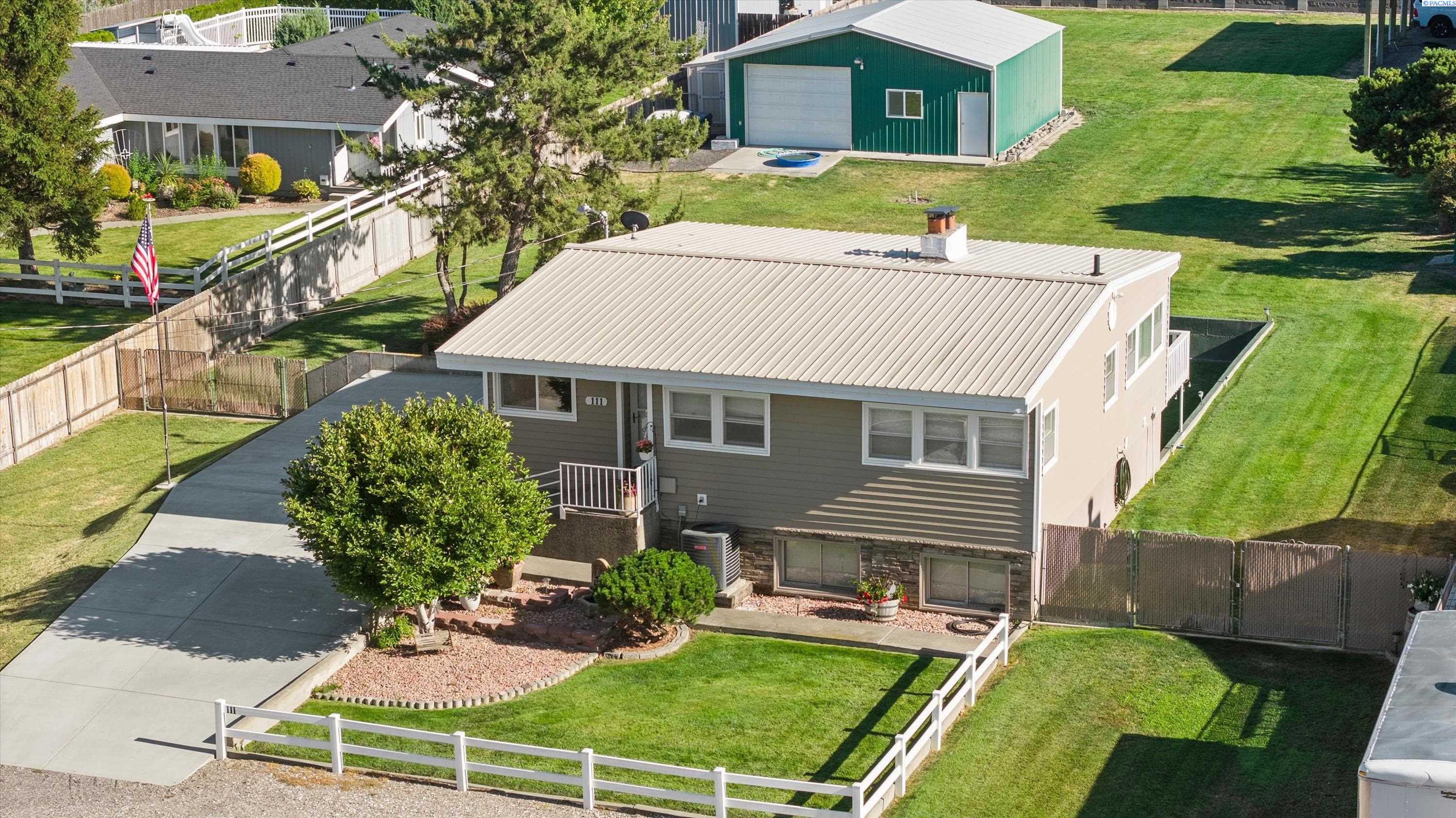 111 34th Ave, Kennewick, WA 99337