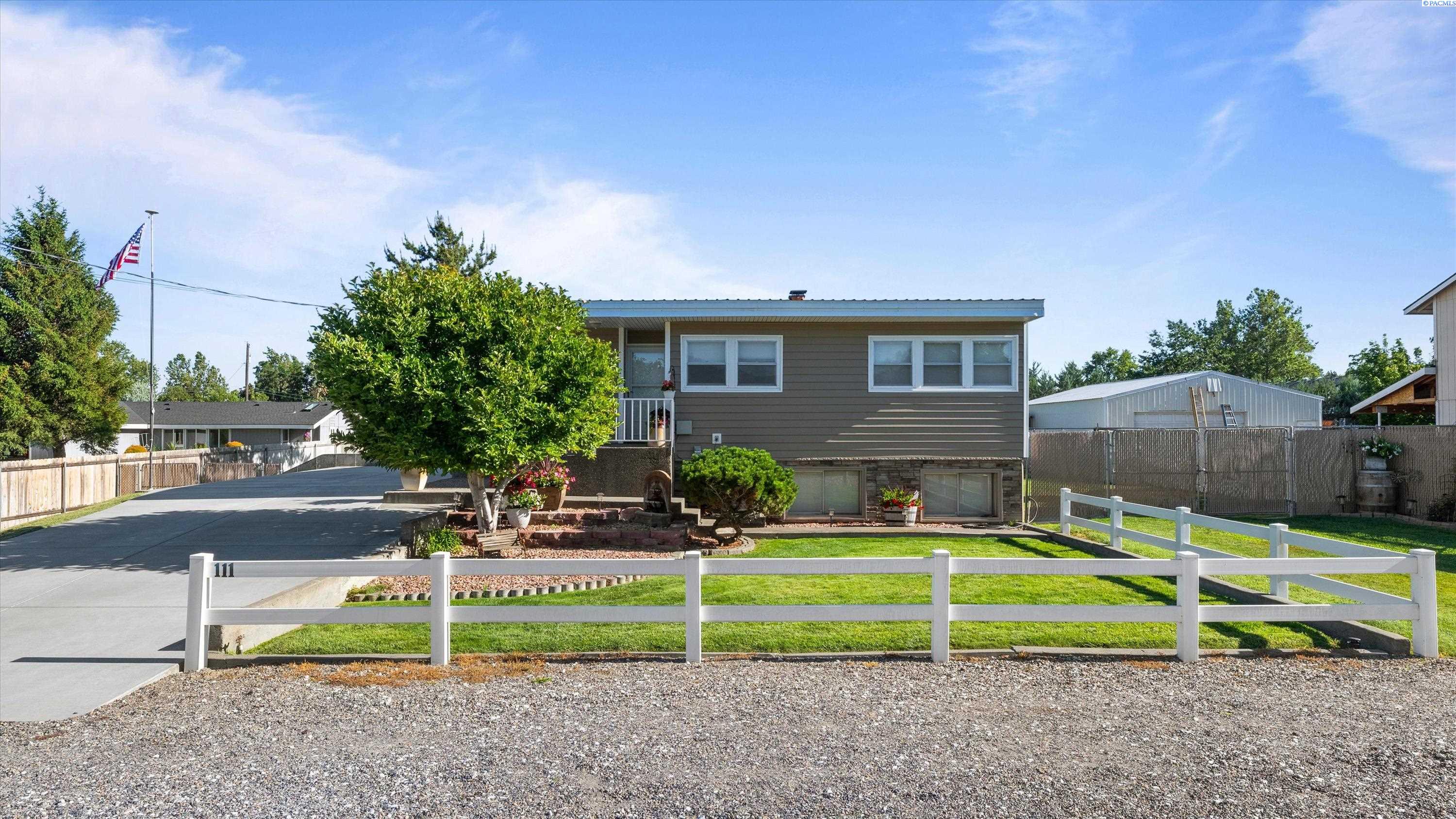 111 34th Ave, Kennewick, WA 99337