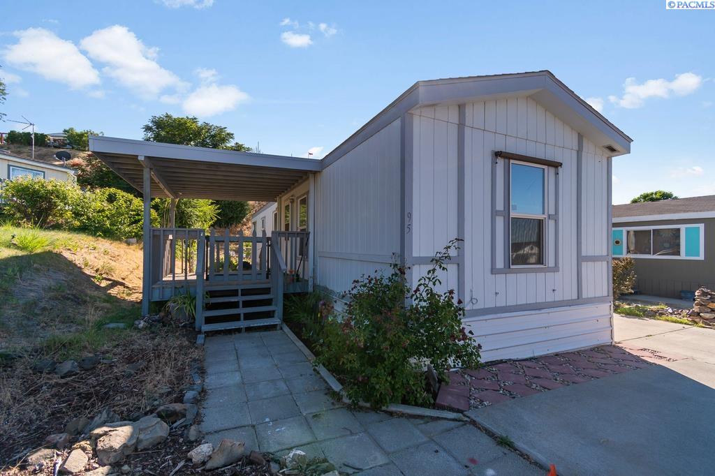 95 Ridgecliff Dr, Richland, WA 99352