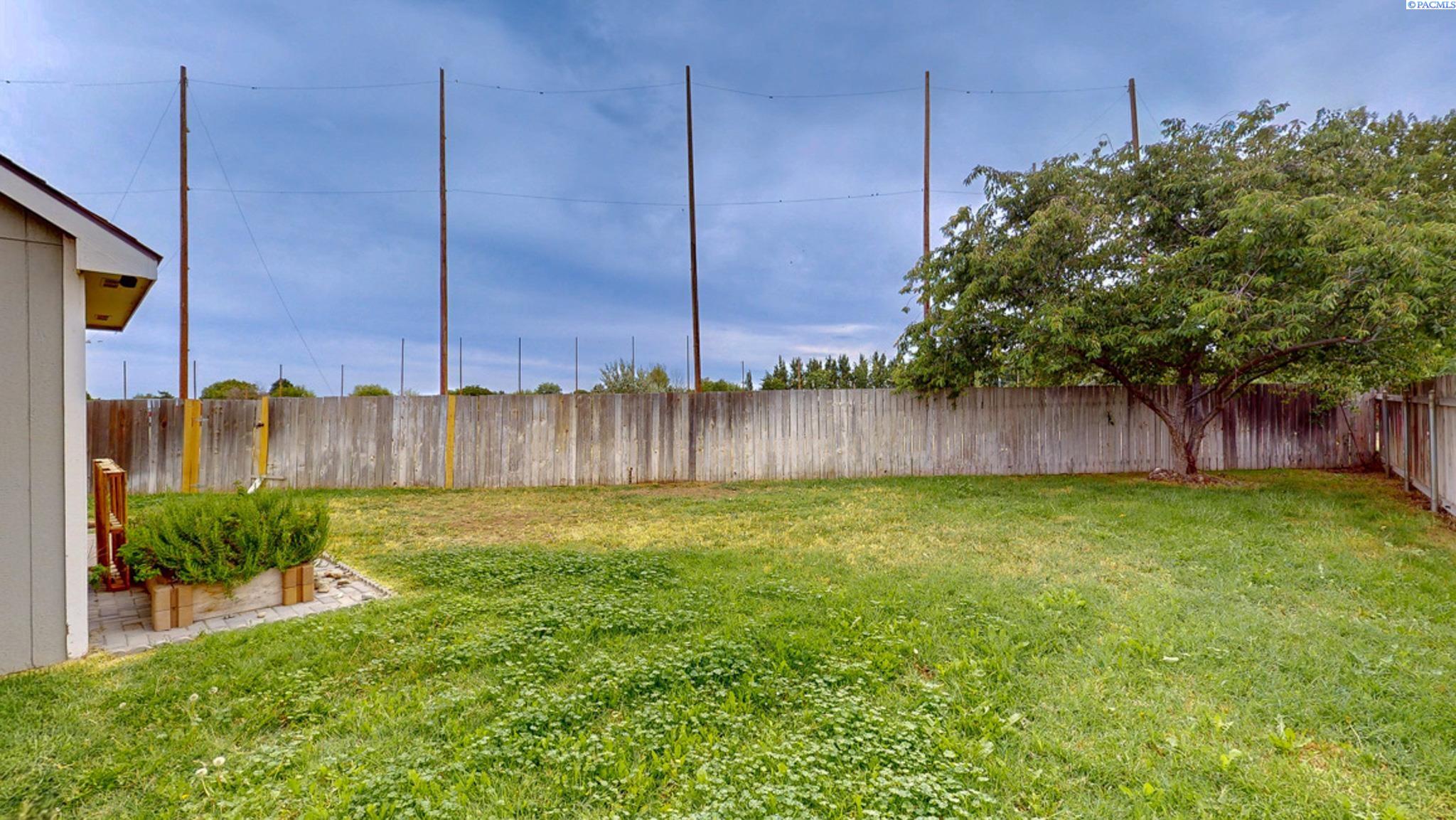 6501 Kennewick Ct, Kennewick, WA 99336