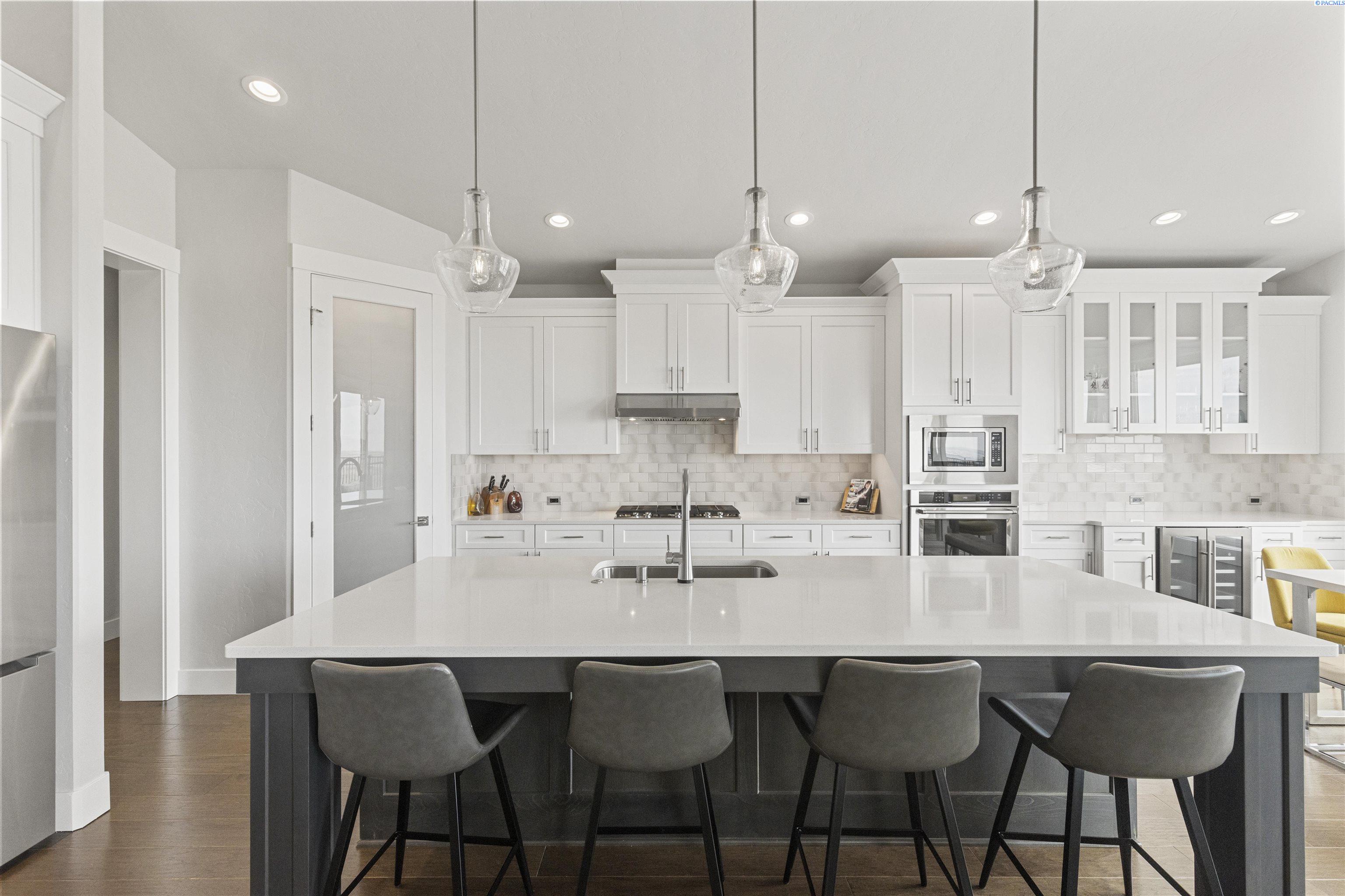 2132 Legacy Ln, Richland, WA 99352