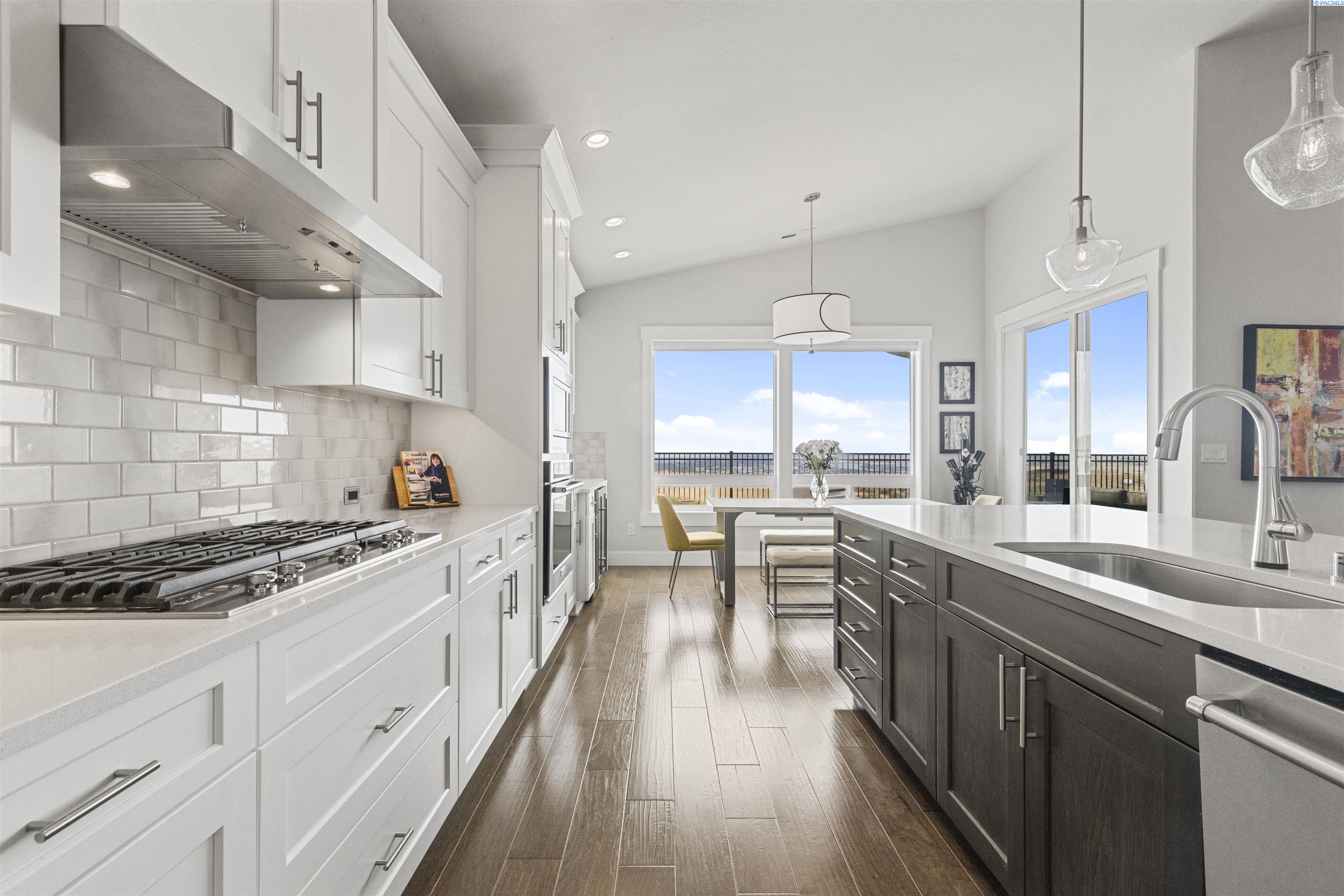 2132 Legacy Ln, Richland, WA 99352