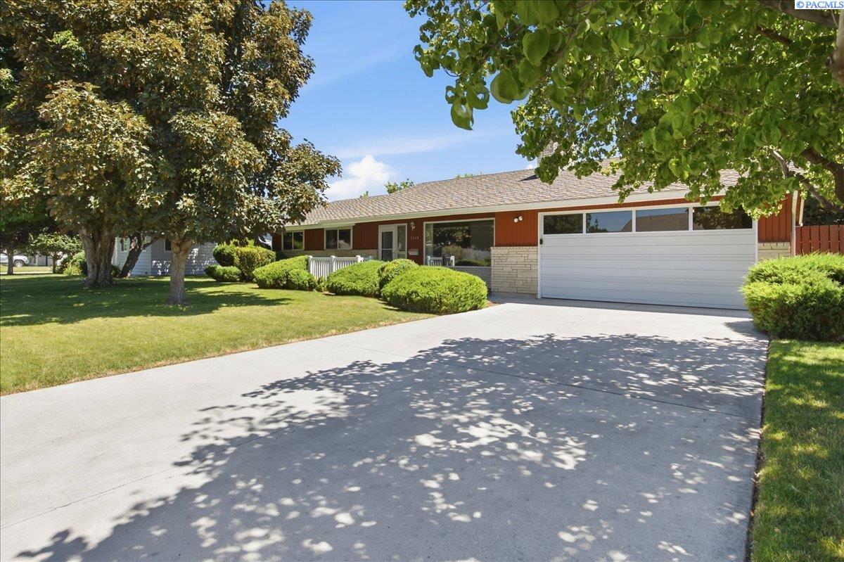 1628 Butternut Ave, Richland, WA 99354