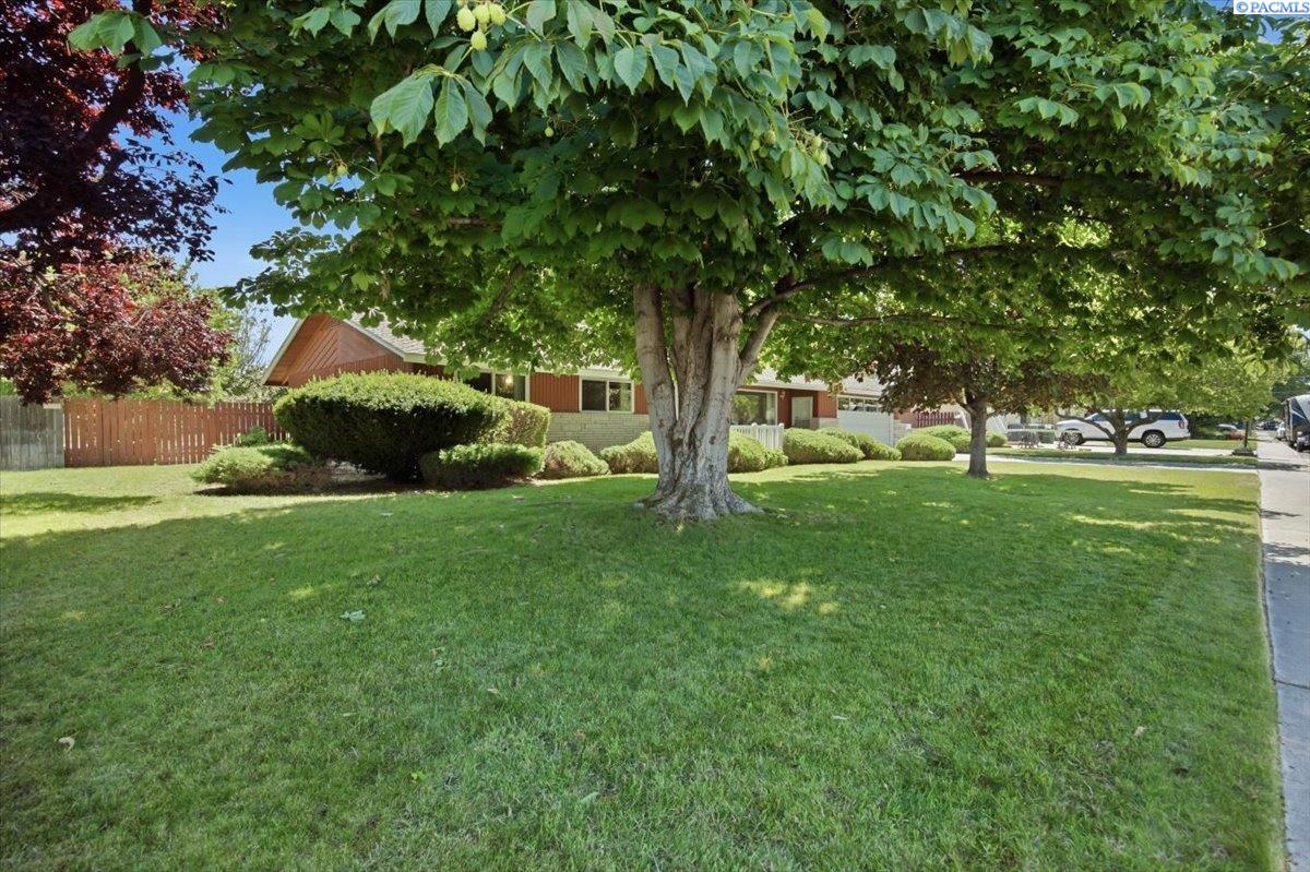 1628 Butternut Ave, Richland, WA 99354