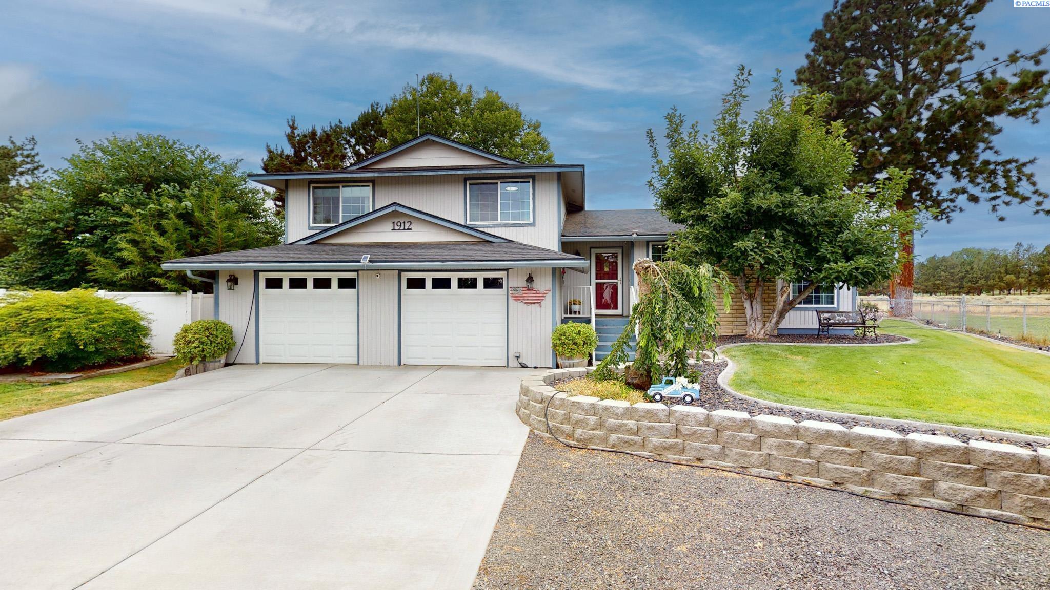 1912 Cherry Ln, Pasco, WA 99301