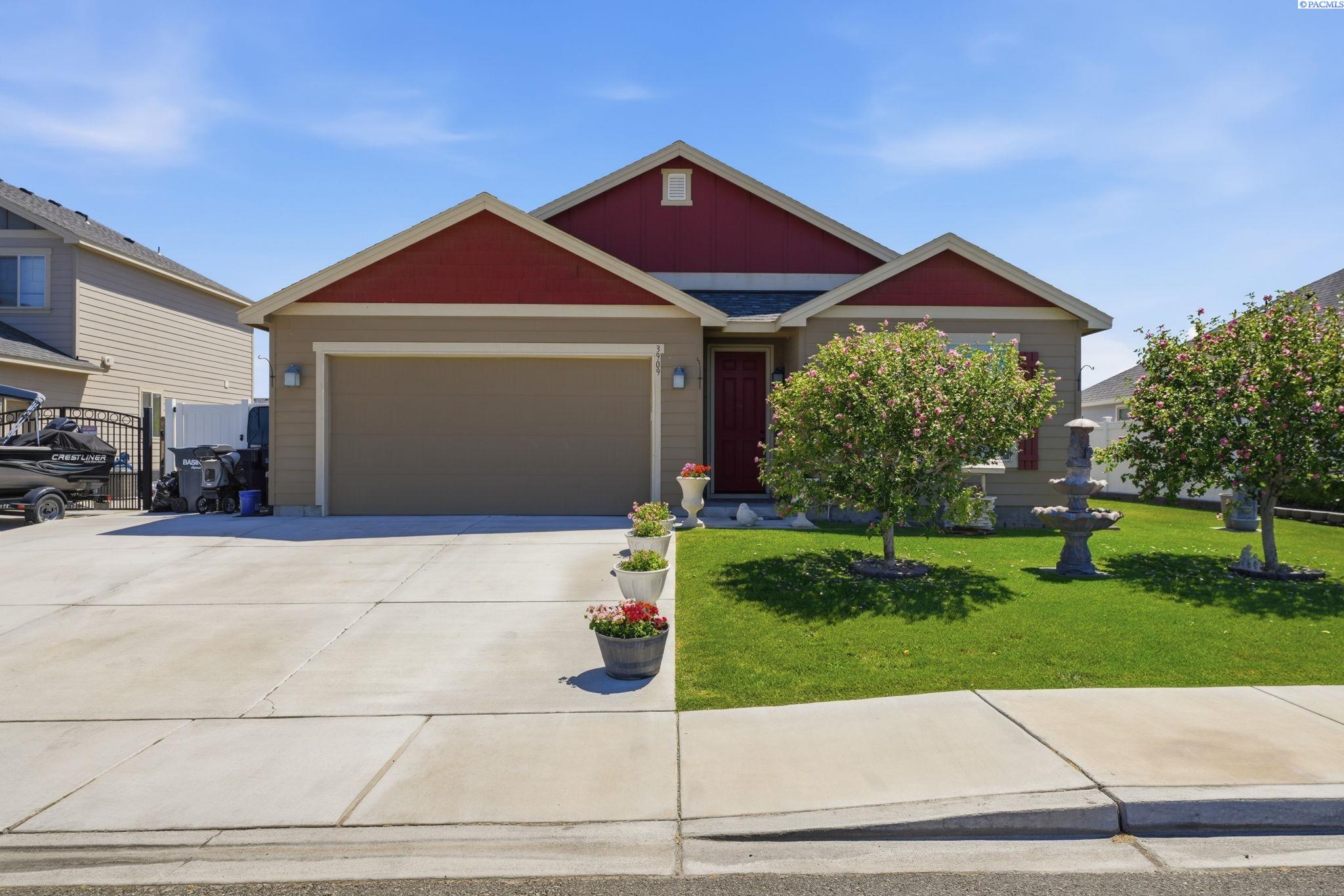 3909 Providence Ln, Pasco, WA 99301