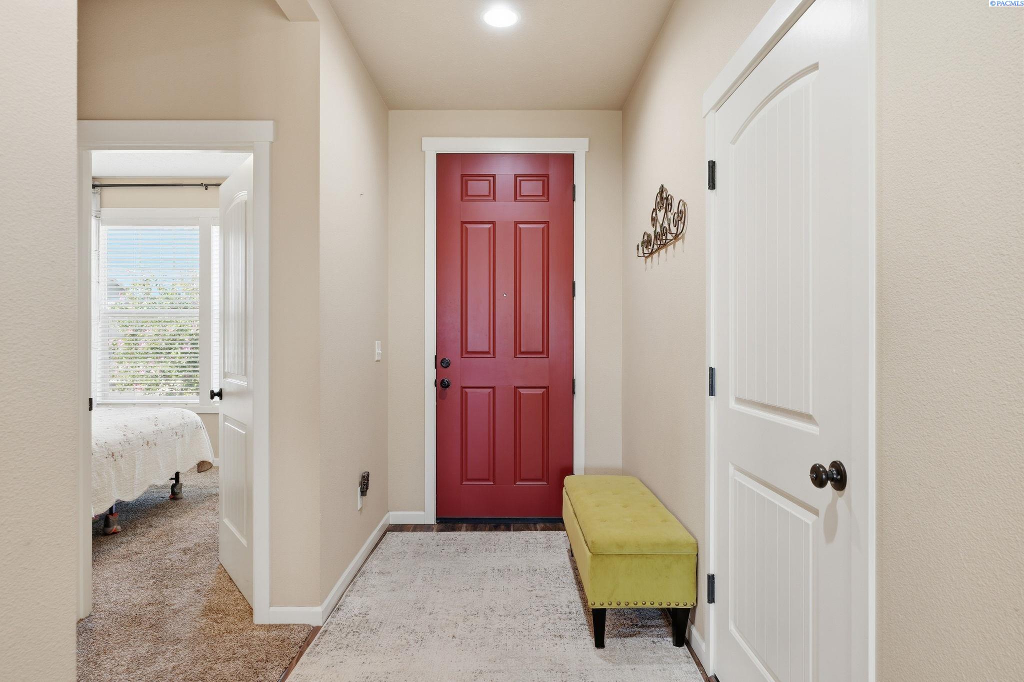 3909 Providence Ln, Pasco, WA 99301