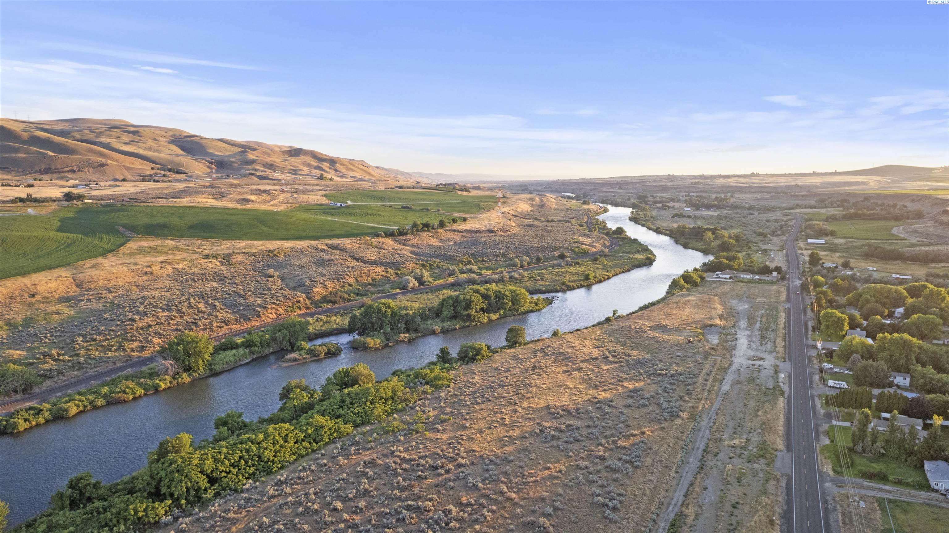 18779 Old Inland Empire Hwy [lot 4], Benton City, WA 99320