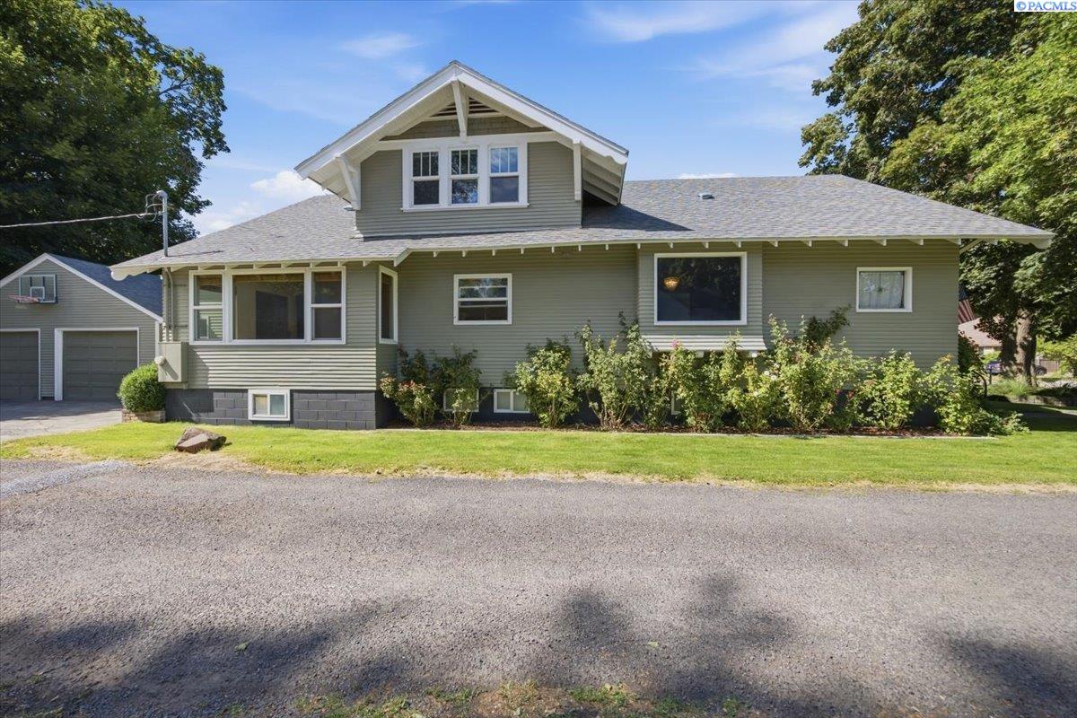 400 Coppei Ave, Waitsburg, WA 99361