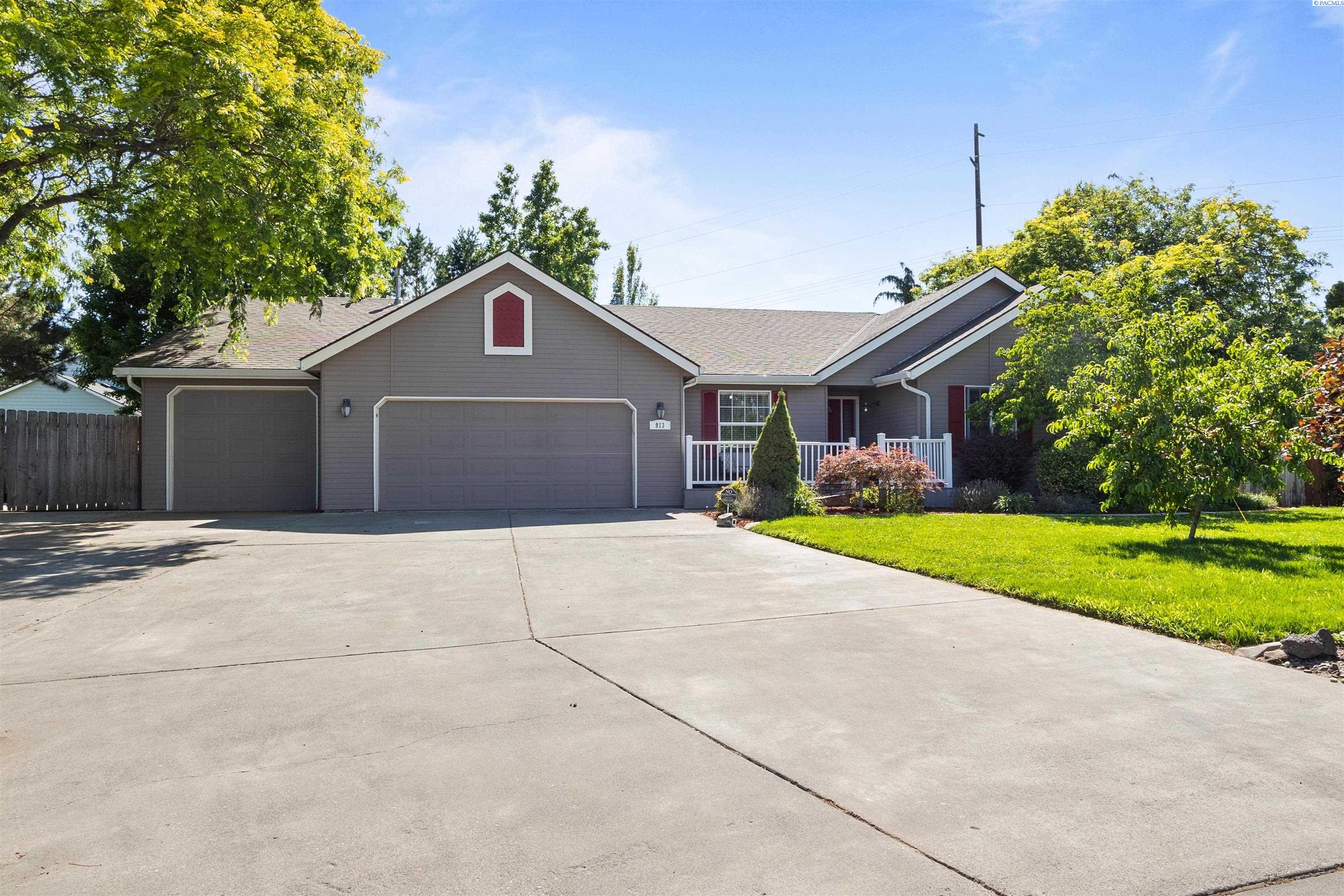913 Quebec St, Kennewick, WA 99336