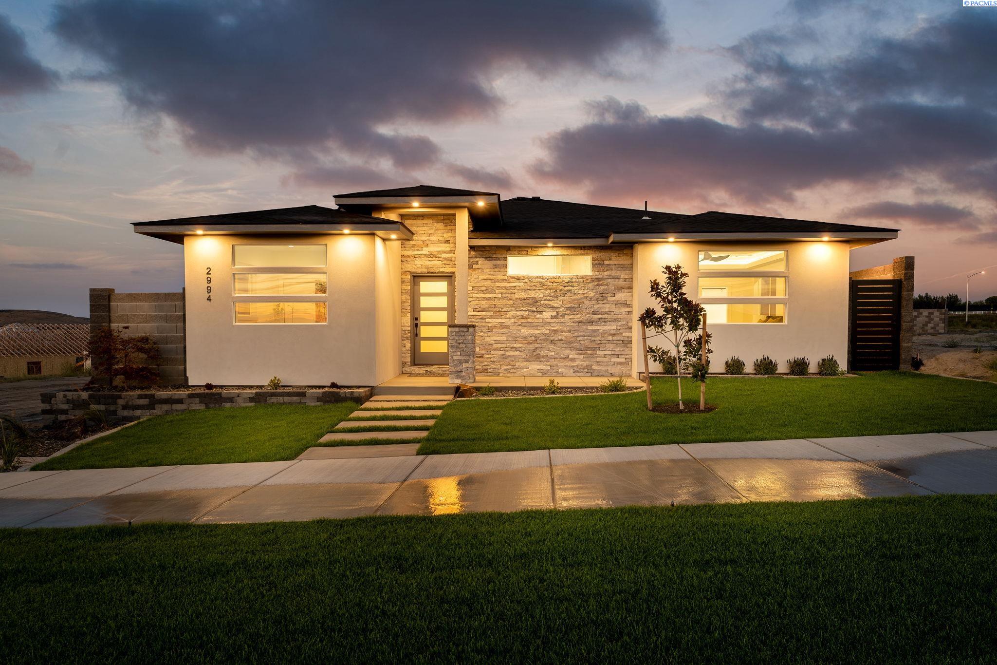 2994 Gage Blvd, Richland, WA 99352