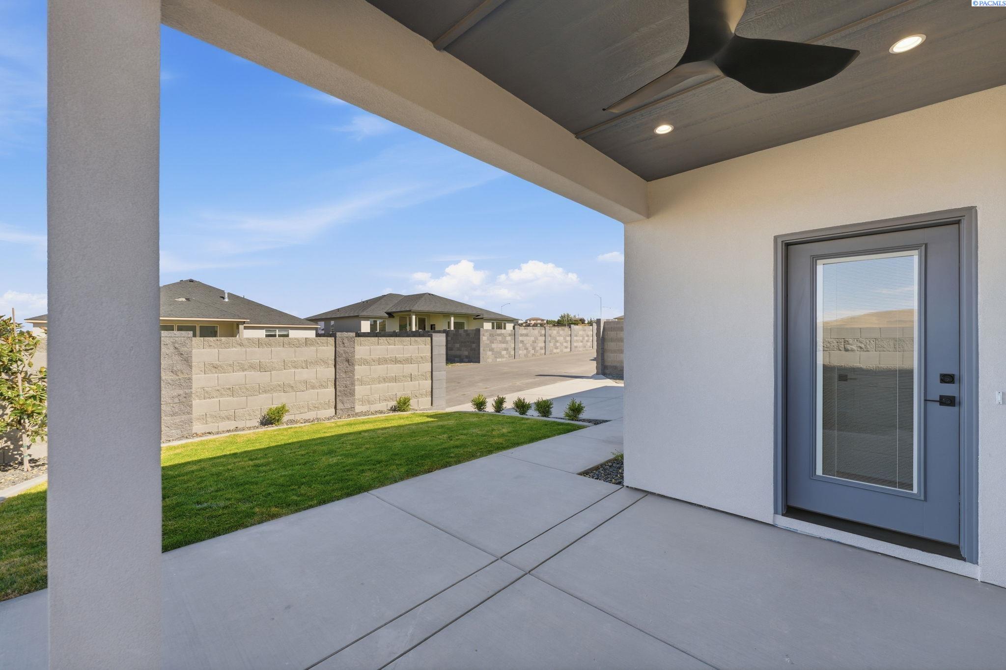 2994 Gage Blvd, Richland, WA 99352