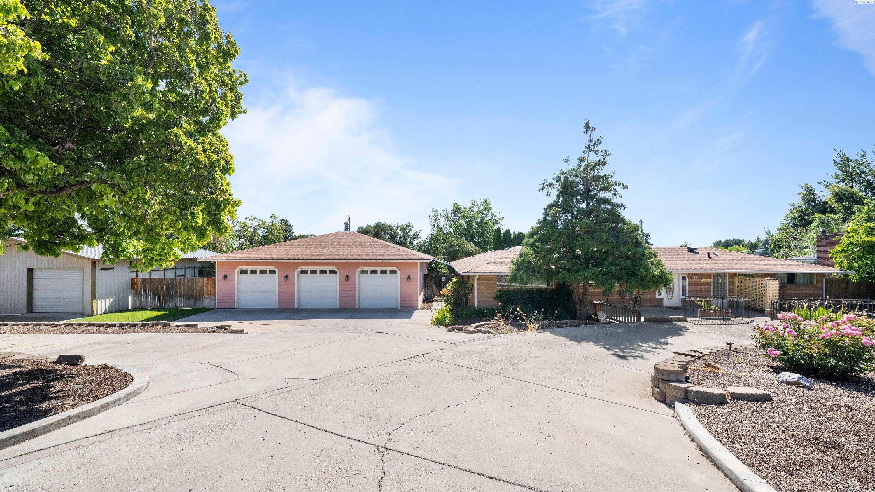 1931 Hartford Pl, Kennewick, WA 99337