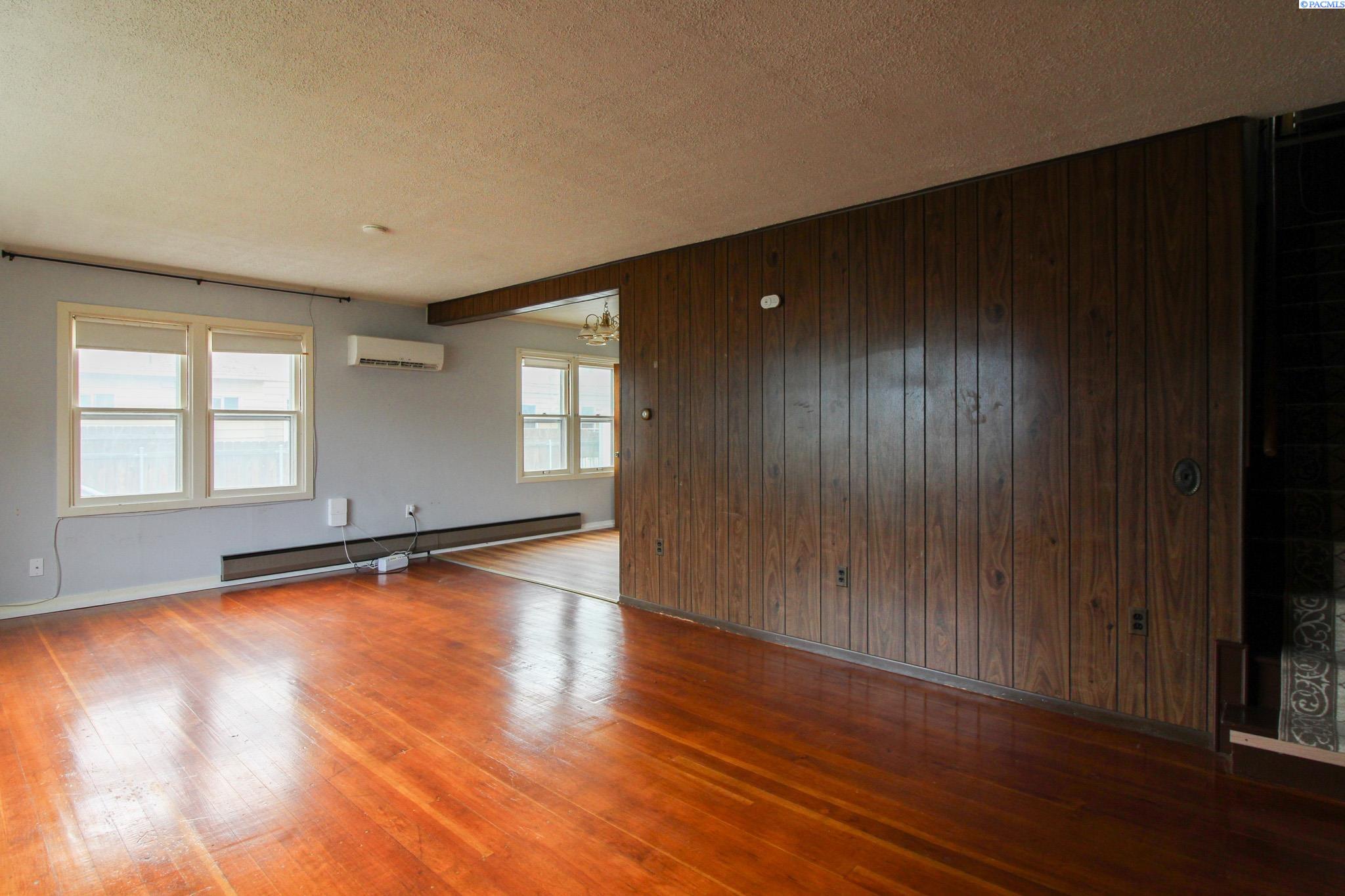 1005 Thayer Dr, Richland, WA 99352