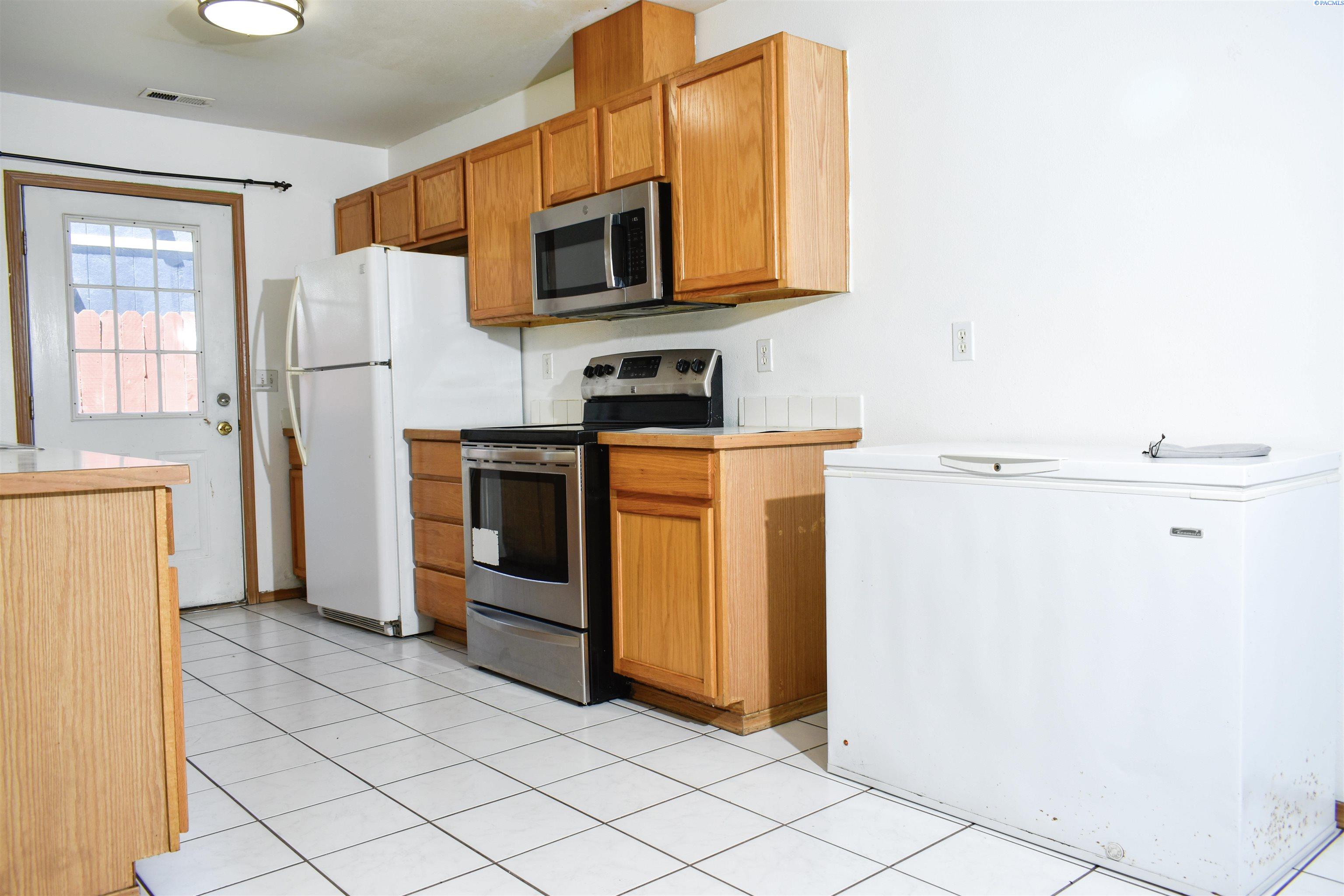 2515 Adelia , Pasco, WA 99301