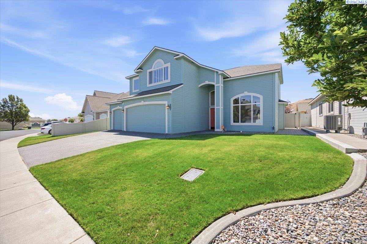 207 Thyme Cir, Richland, WA 99352