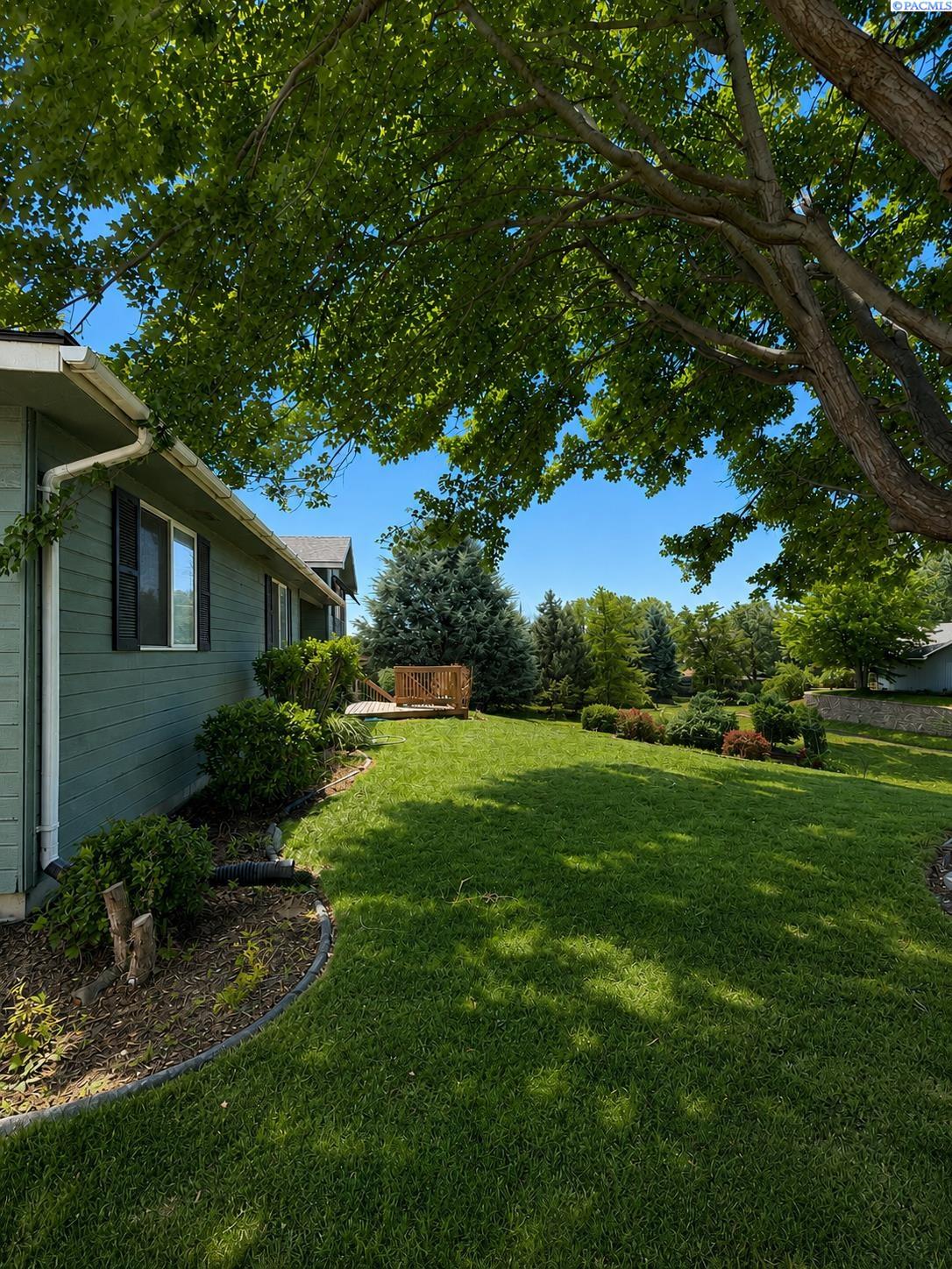 262 Rachel Rd, Kennewick, WA 99337