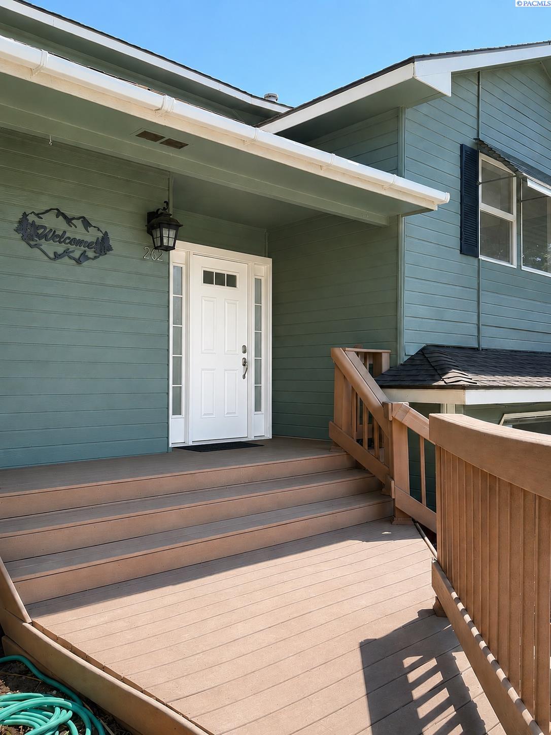 262 Rachel Rd, Kennewick, WA 99337