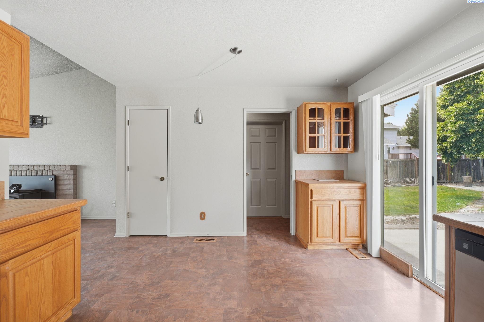 3004 Yelm St, Kennewick, WA 99337