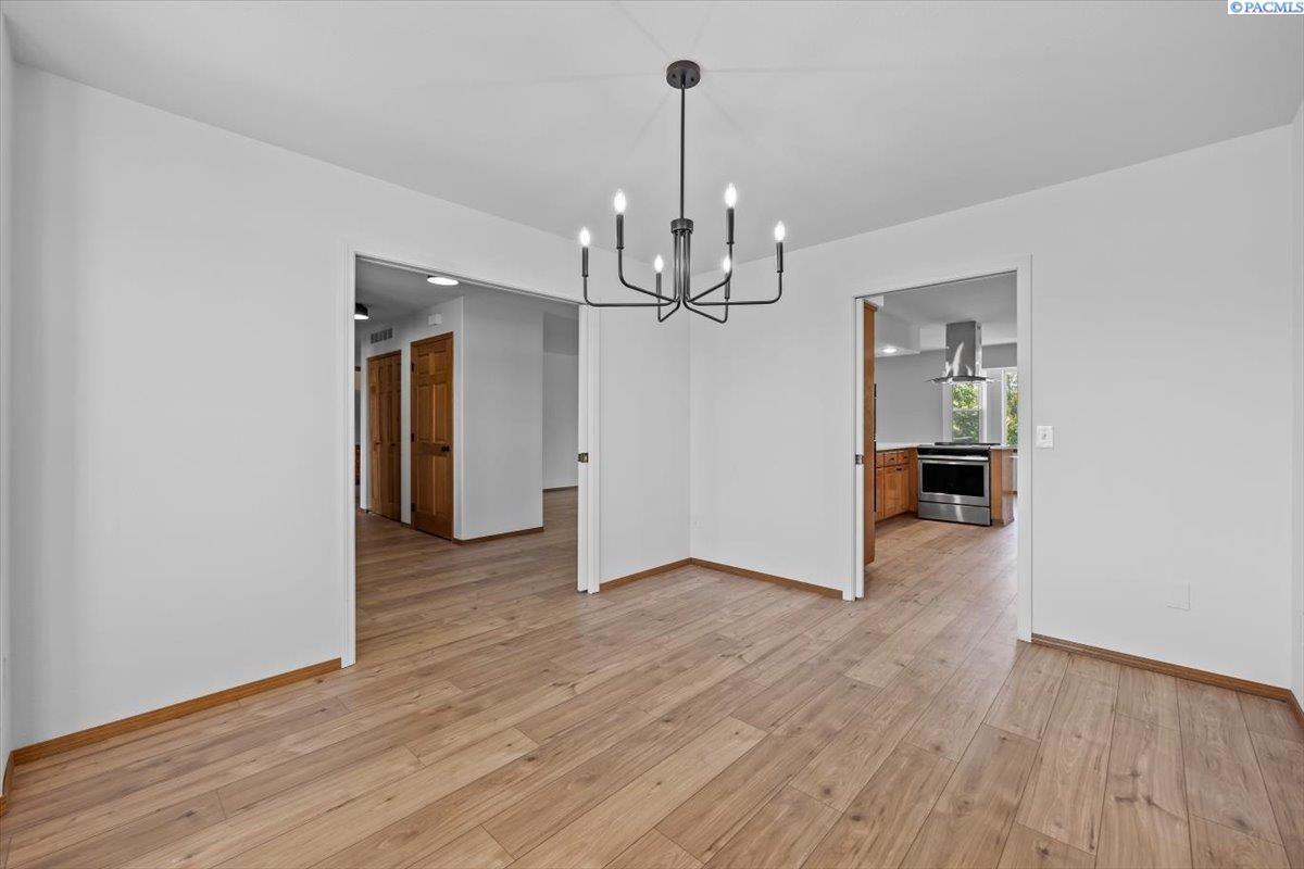 100608 Old Inland Empire Hwy, Prosser, WA 99350