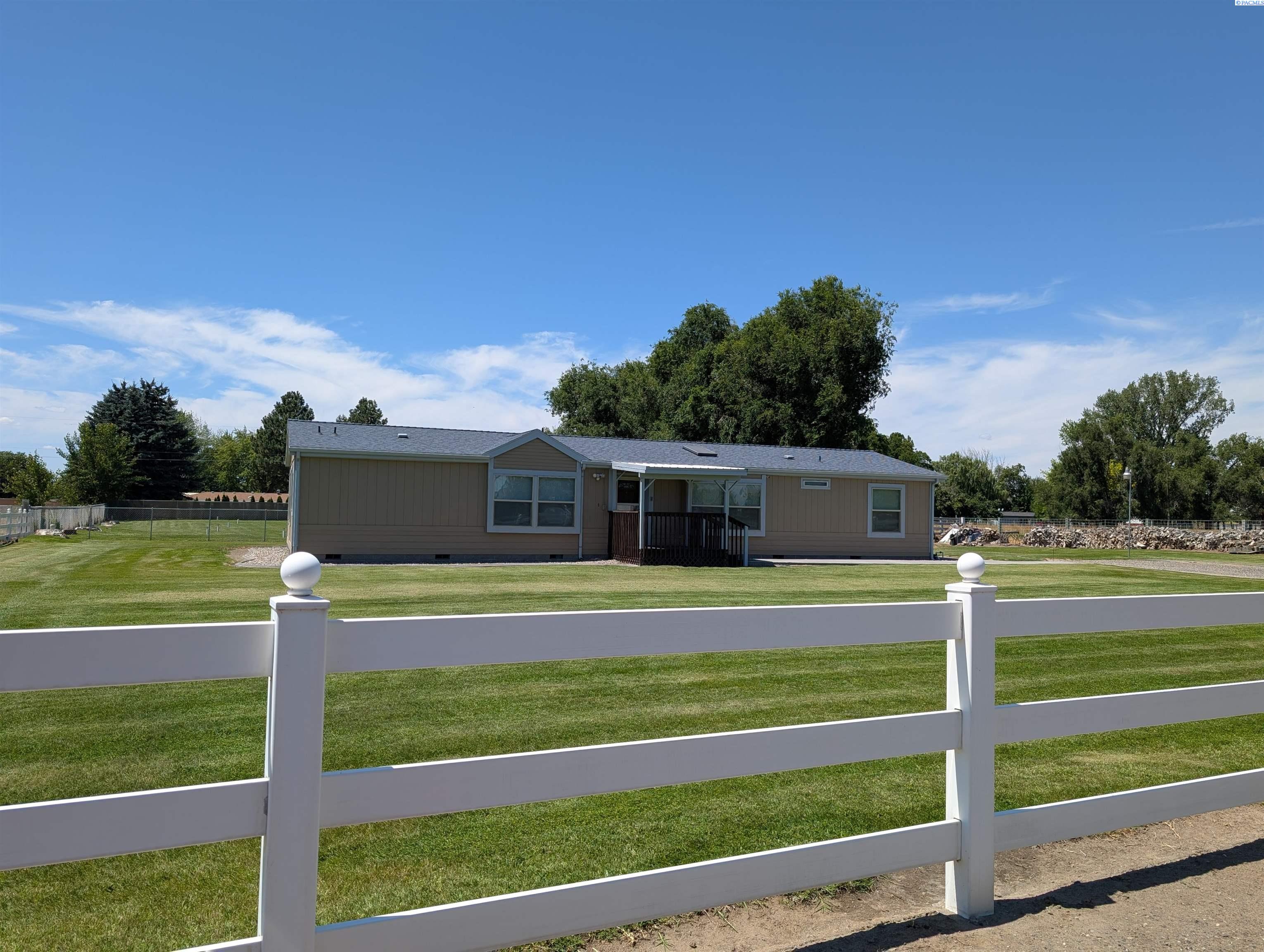 20204 S 2154 Pr Se, Kennewick, WA 99337-6776