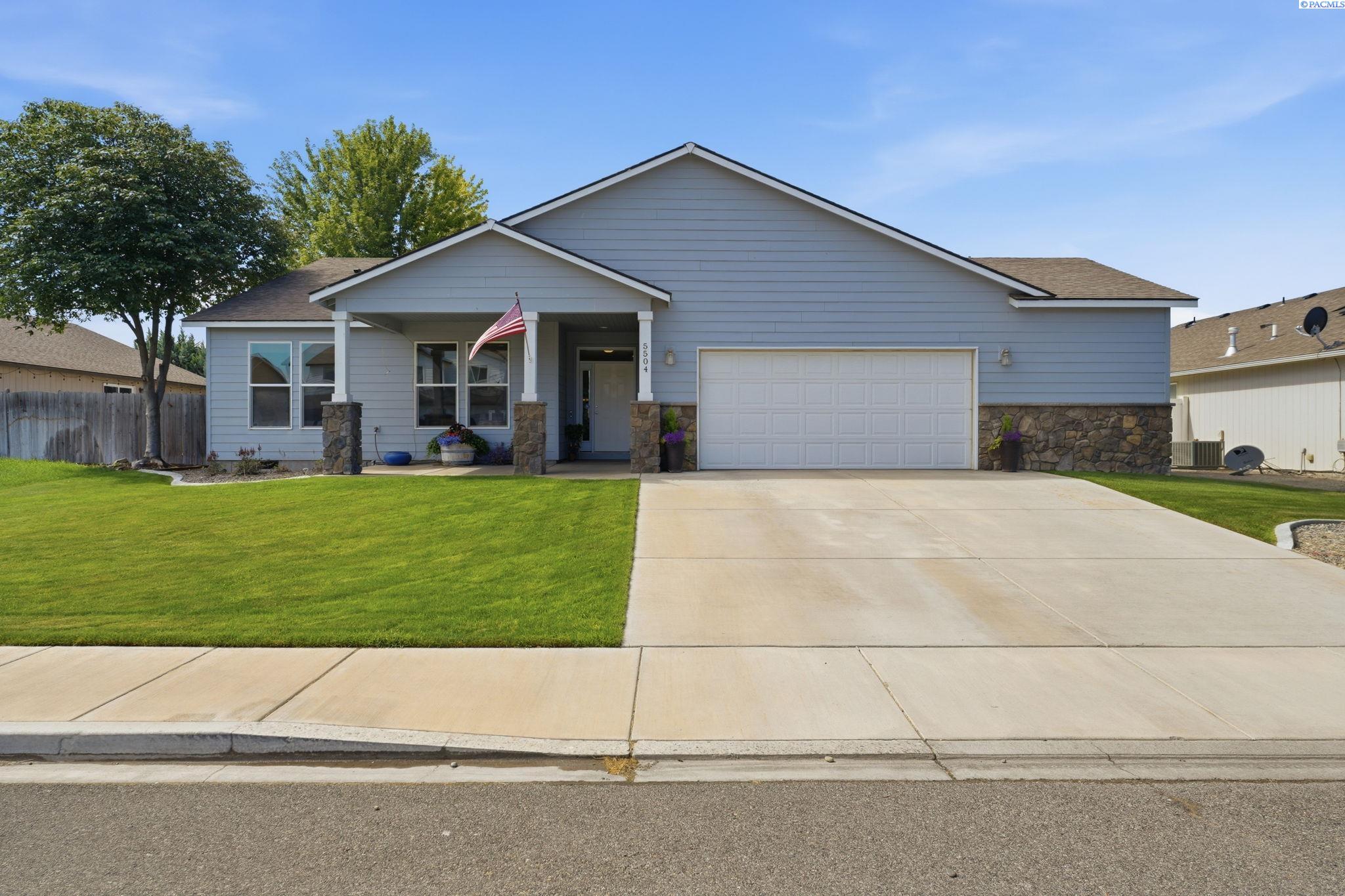 5504 Coolidge Ct, Pasco, WA 99301