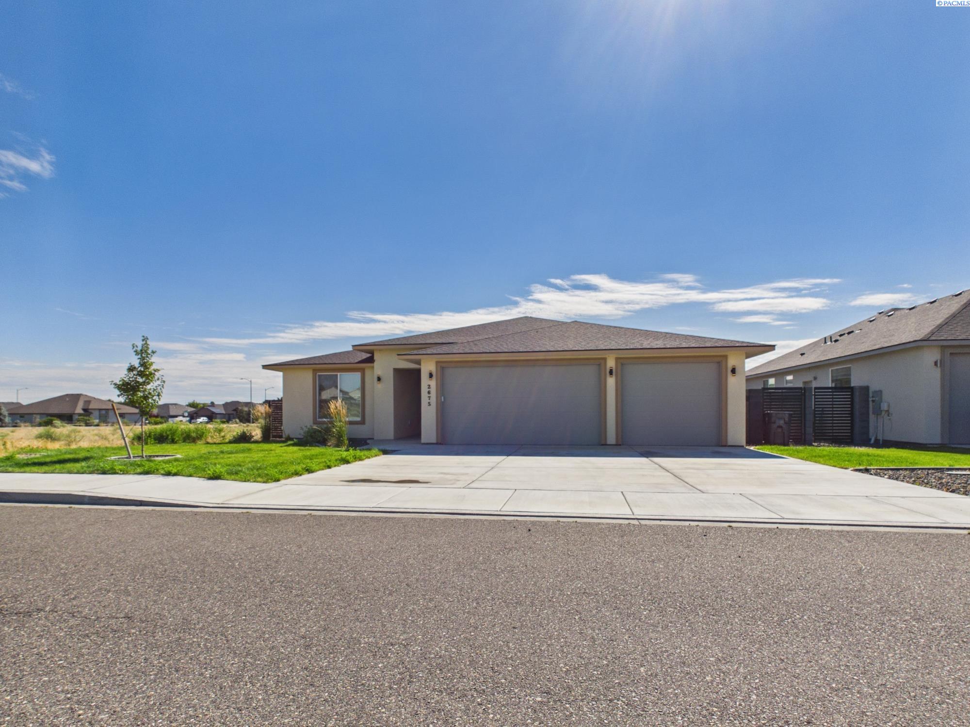 2675 Friesian , West Richland, WA 99353