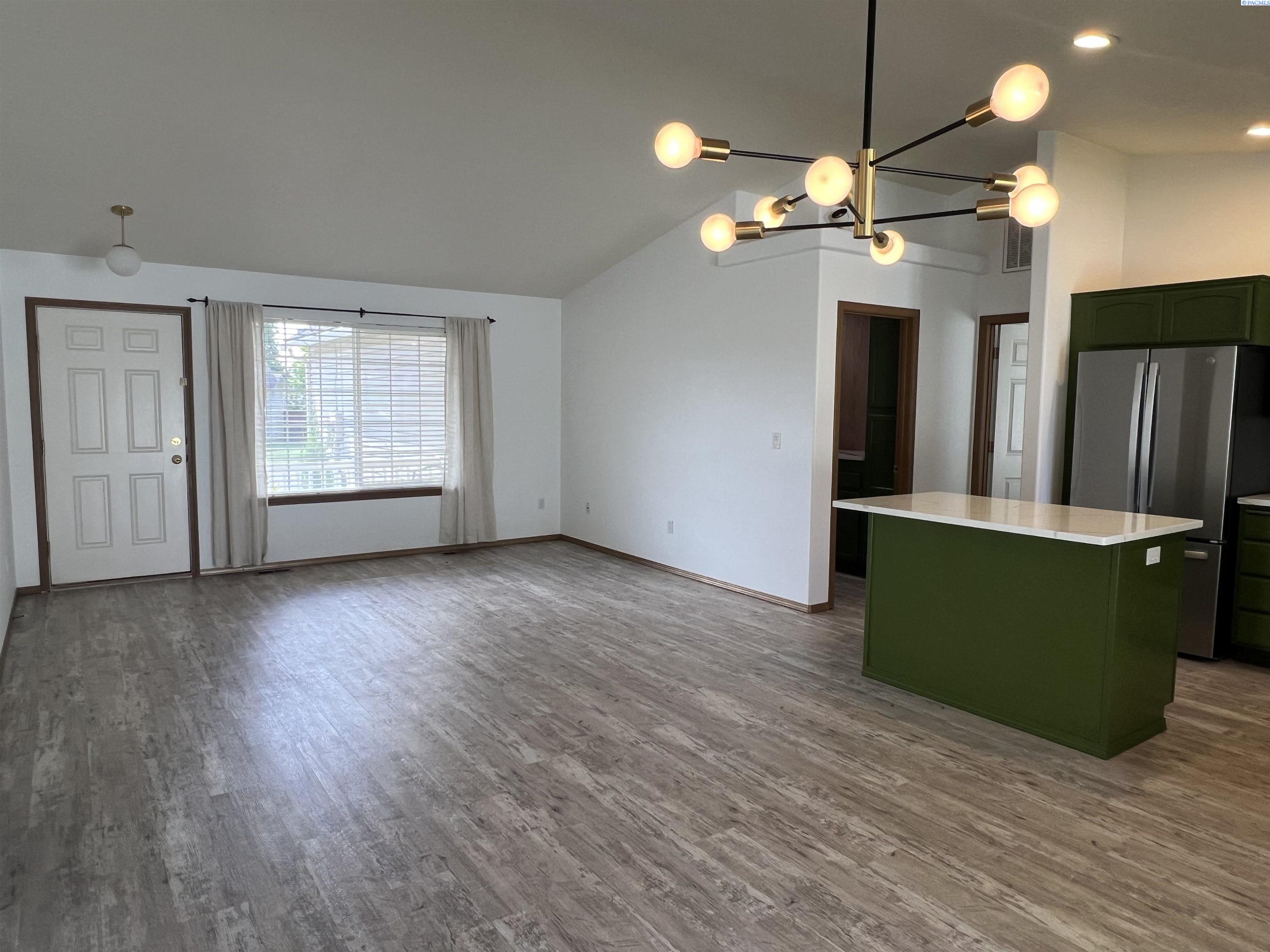 1574 Foxglove Ave, Richland, WA 99352