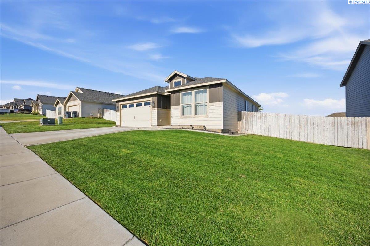 3605 Tallahassee Ln, Pasco, WA 99301