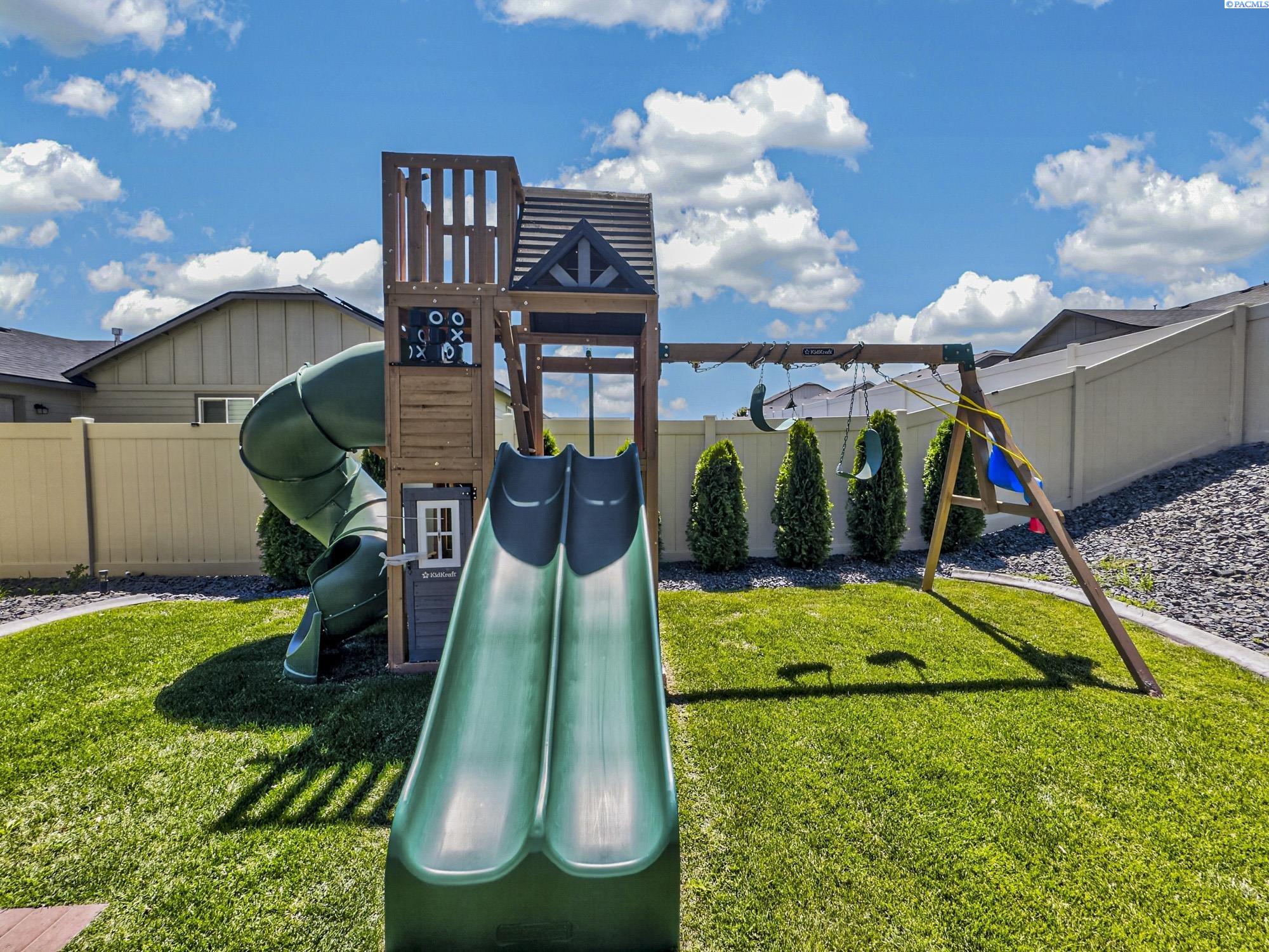 662 Marysville Way, Richland, WA 99352