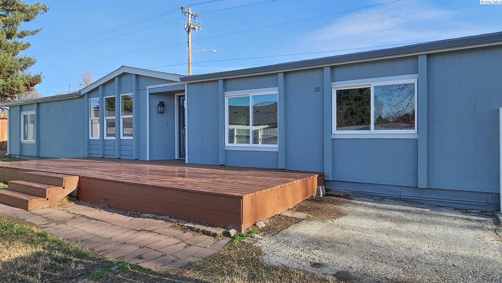 900 Gum St, Kennewick, WA 99336