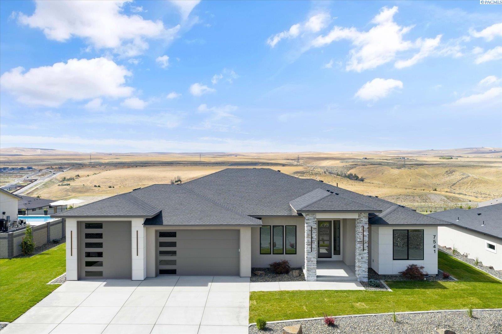 7541 22nd Pl, Kennewick, WA 99337