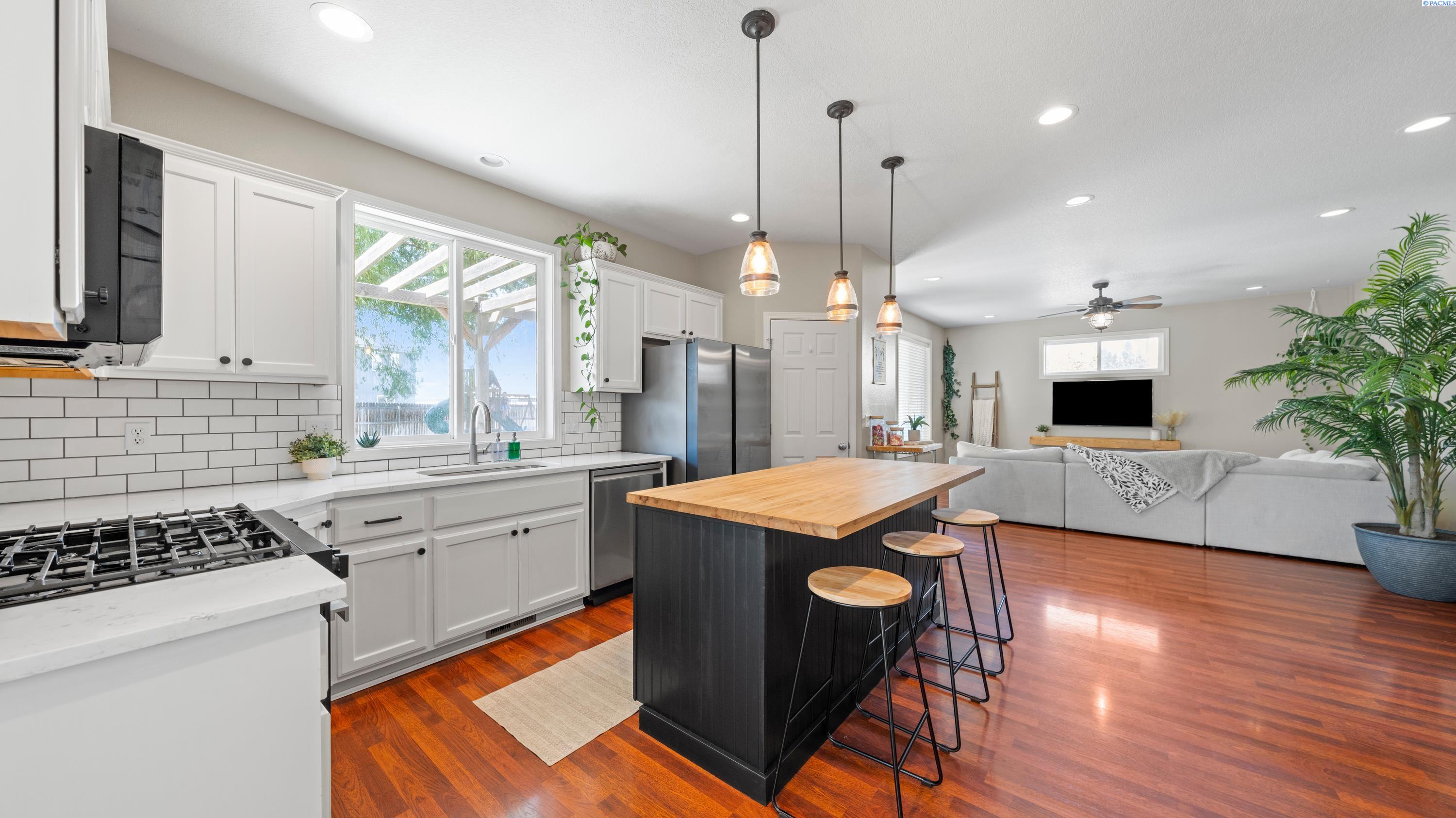 5124 Tyler Ct, Pasco, WA 99301