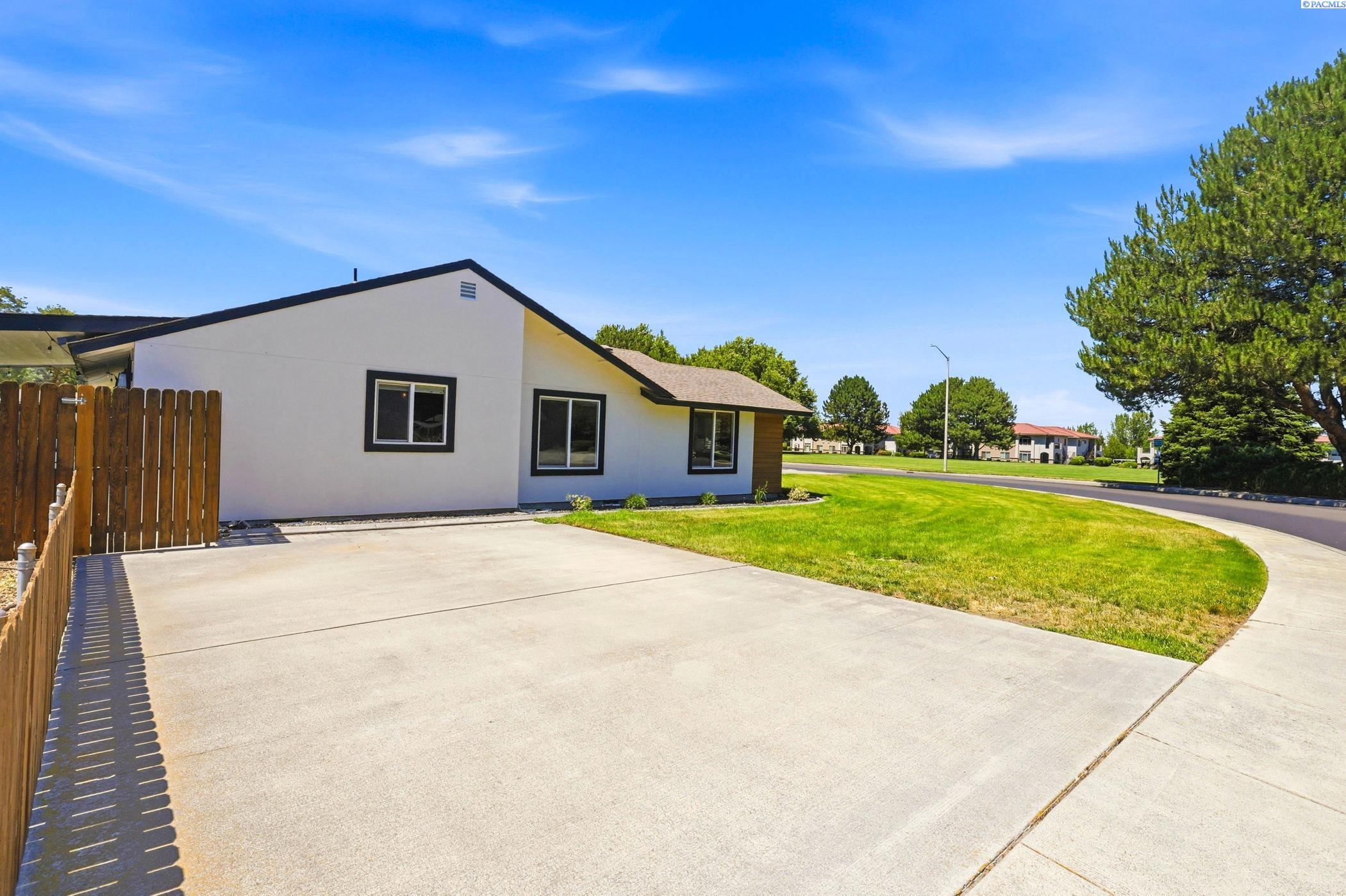 615 Muriel St, Richland, WA 99352