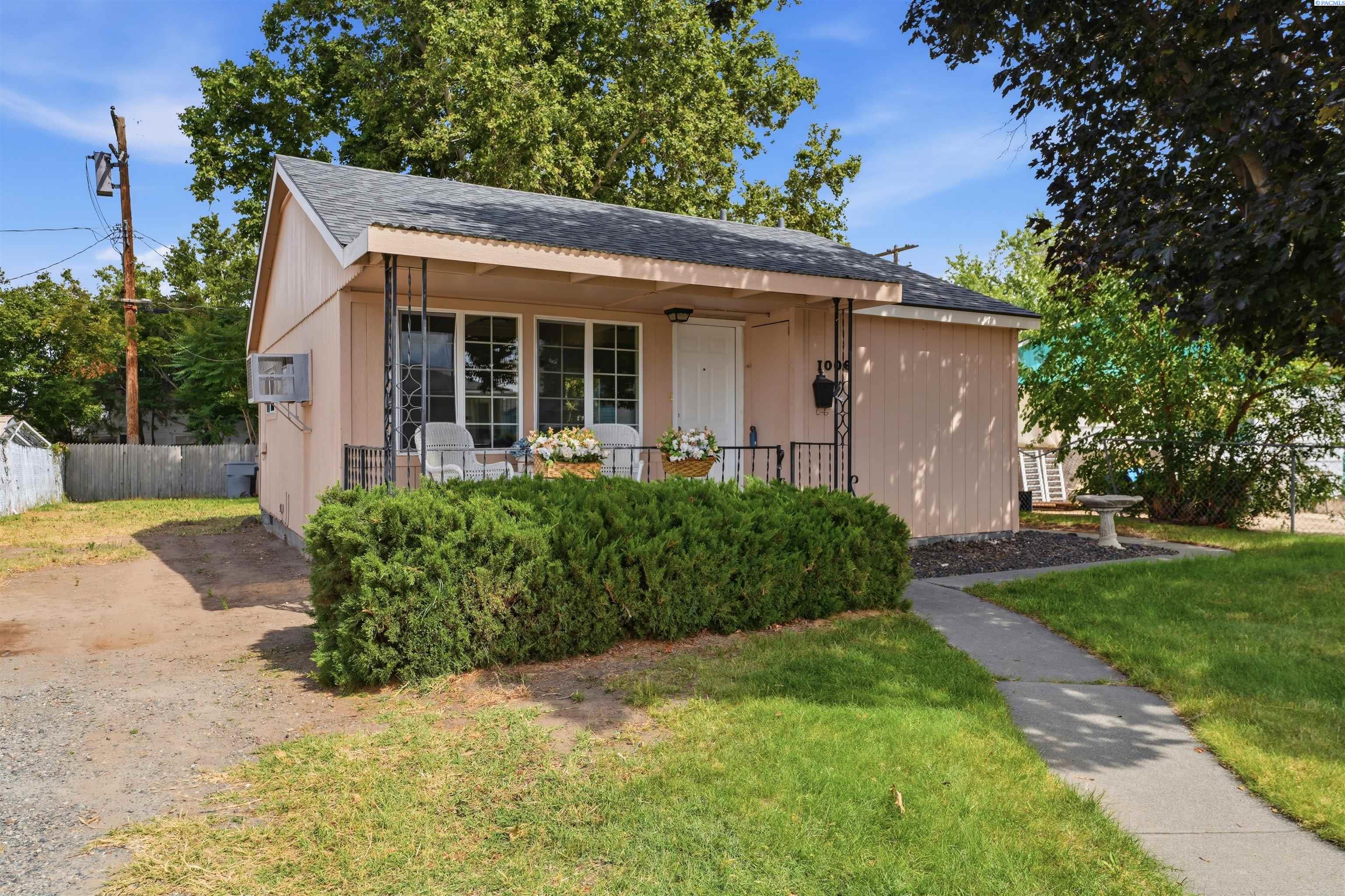 1006 Winslow Ave, Richland, WA 99354