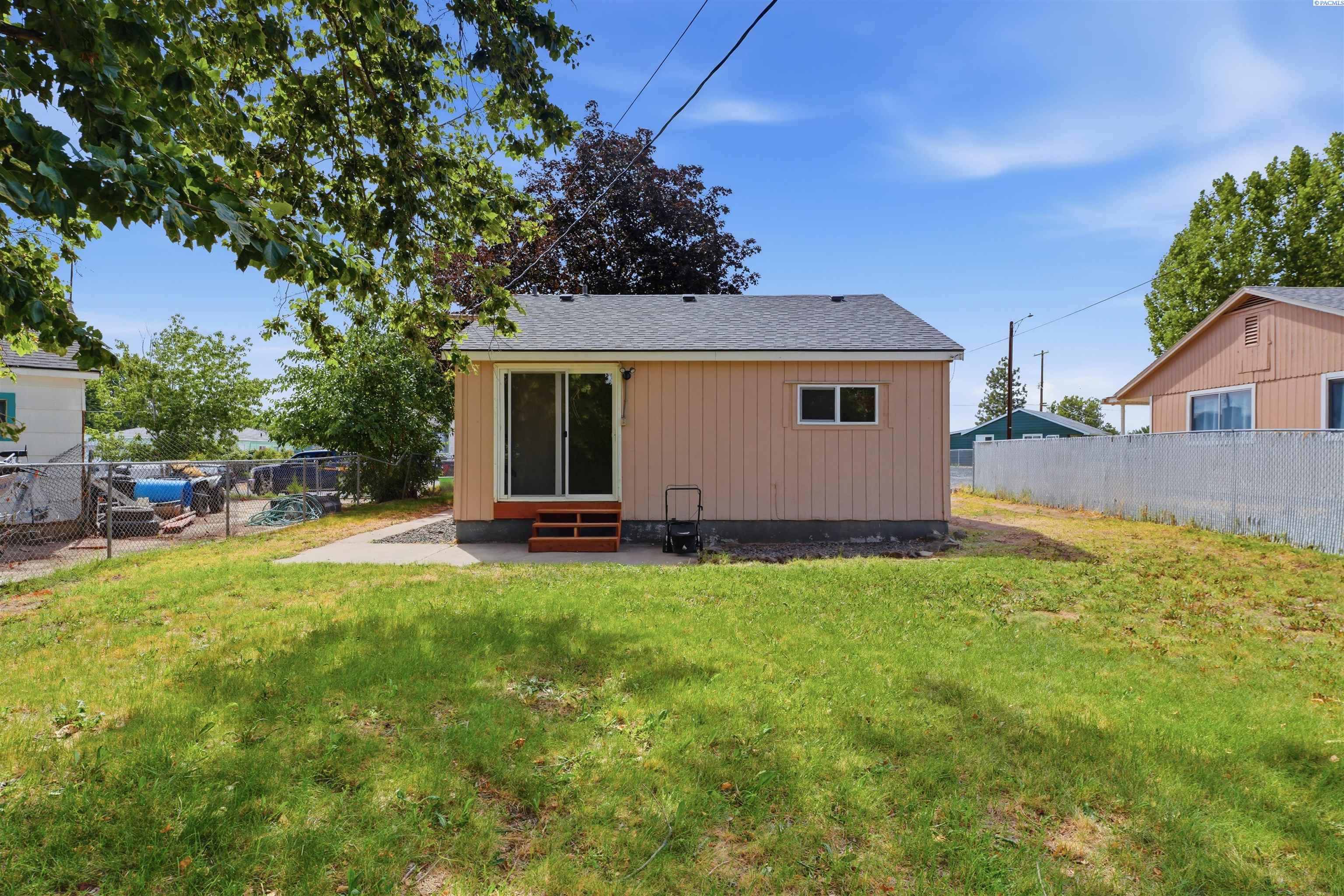 1006 Winslow Ave, Richland, WA 99354