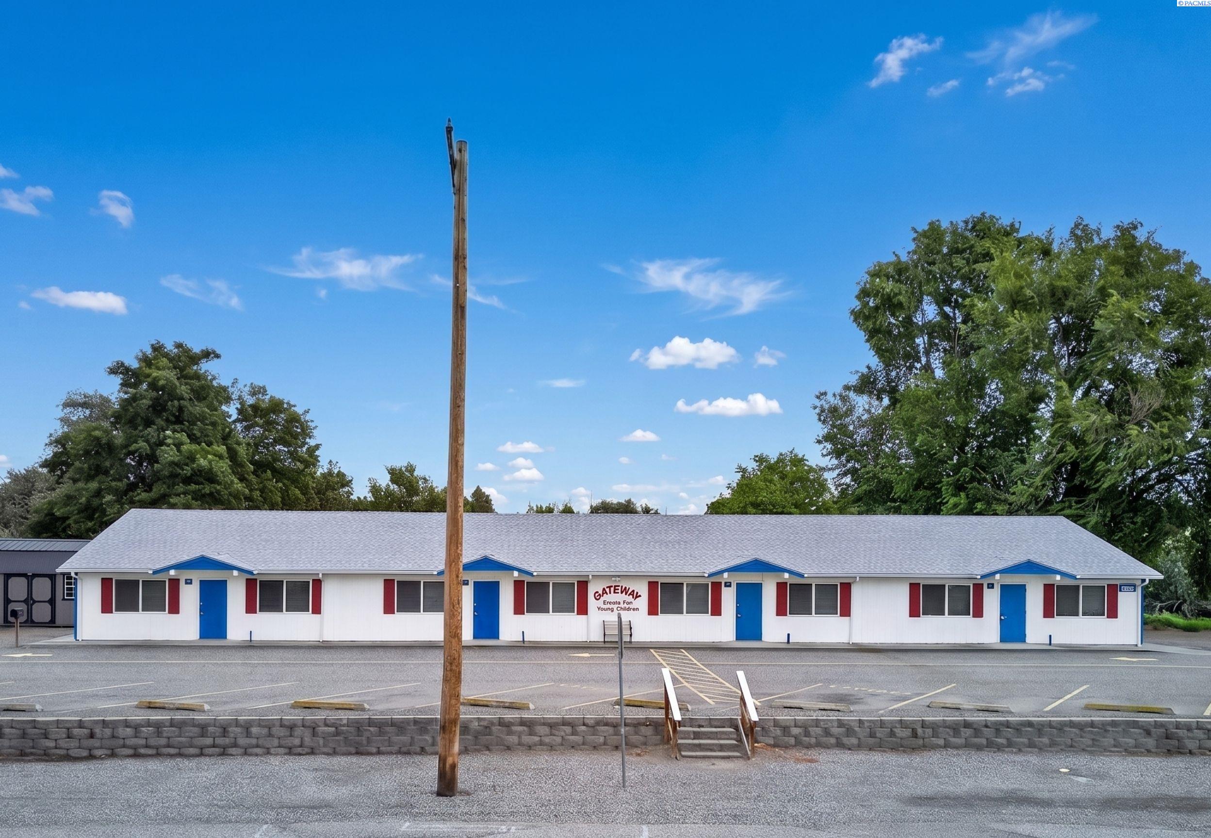 1706 Bronco Ln, Richland, WA 99354